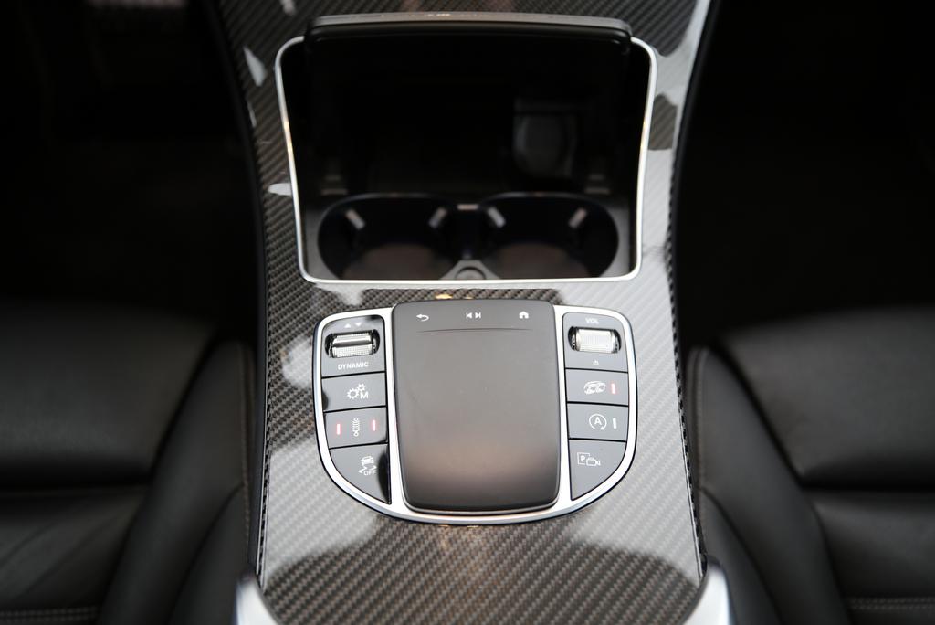 MERCEDES-BENZ GLC 43 AMG 4m-image-8