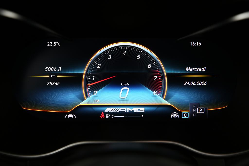 MERCEDES-BENZ GLC 43 AMG 4m-image-16