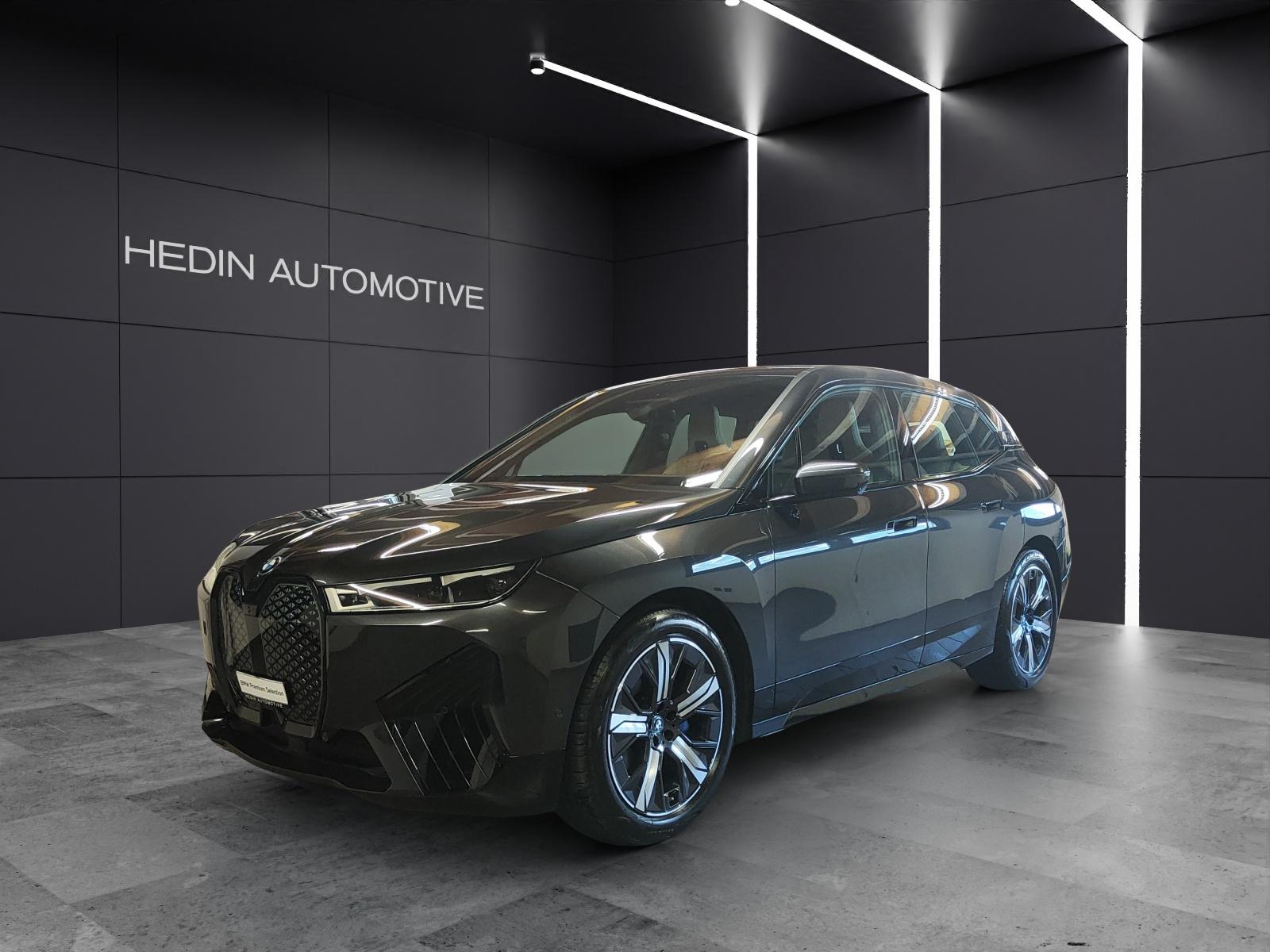 BMW iX xDrive50