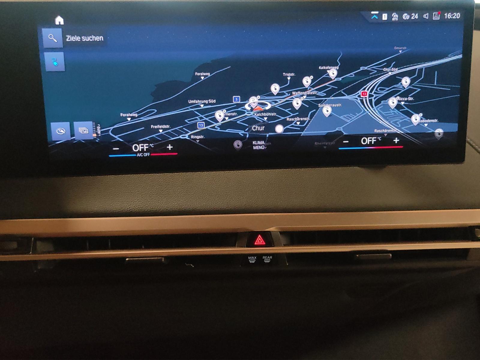 BMW iX xDrive50-image-17