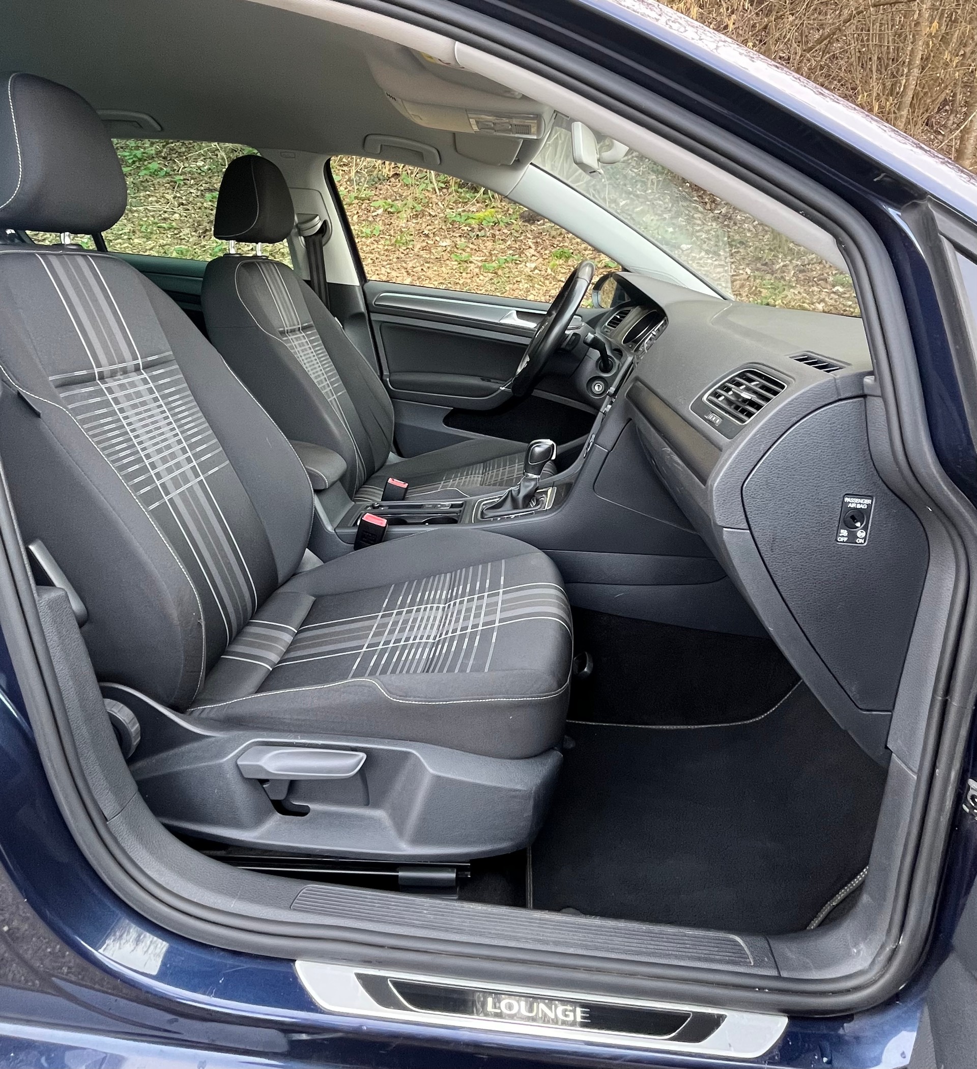 VW Golf 1.4 TSI Lounge DSG-image-6