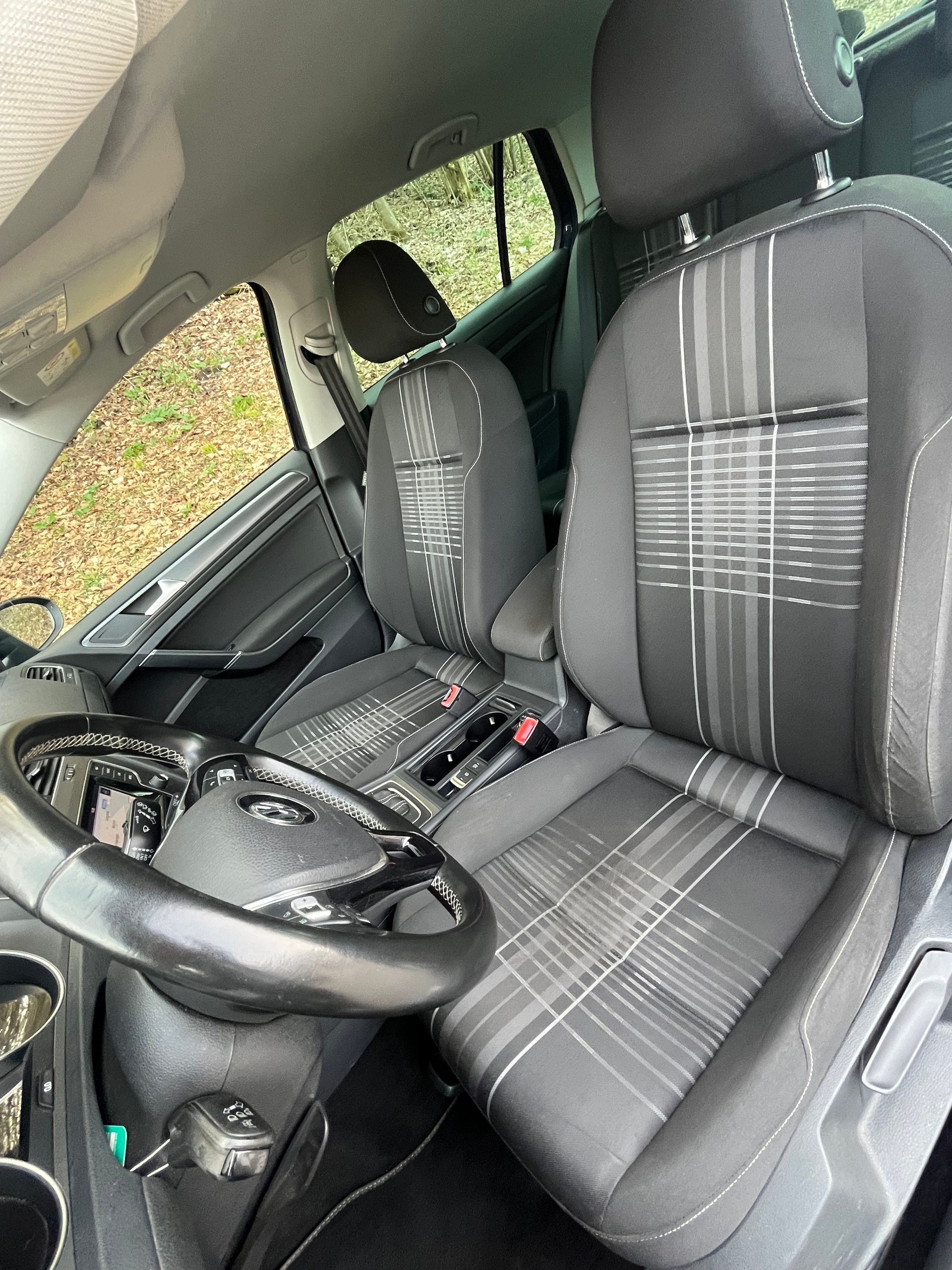 VW Golf 1.4 TSI Lounge DSG-image-7