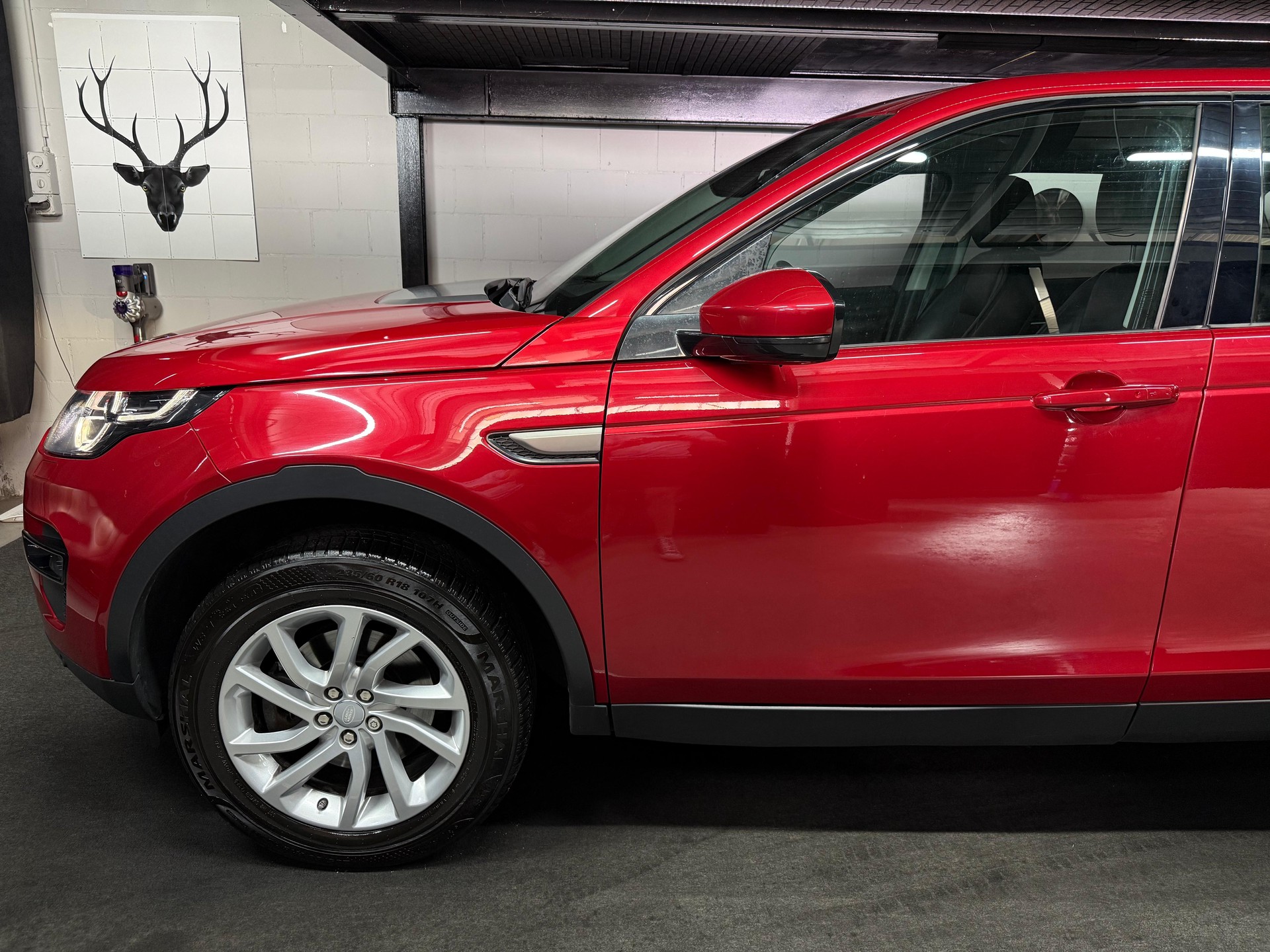 LAND ROVER Discovery Sport 2.0 TD4 Pure AT9-image-6