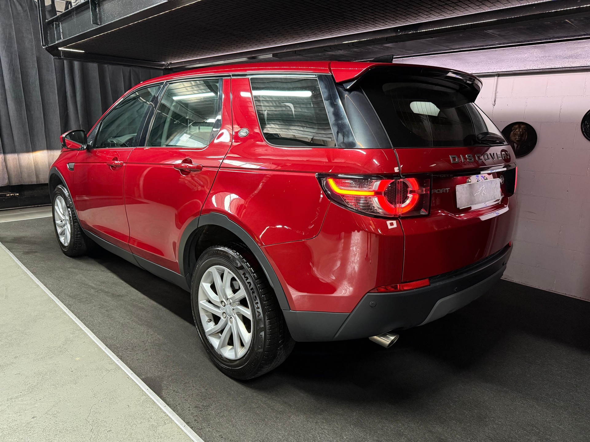 LAND ROVER Discovery Sport 2.0 TD4 Pure AT9-showroom-element-2