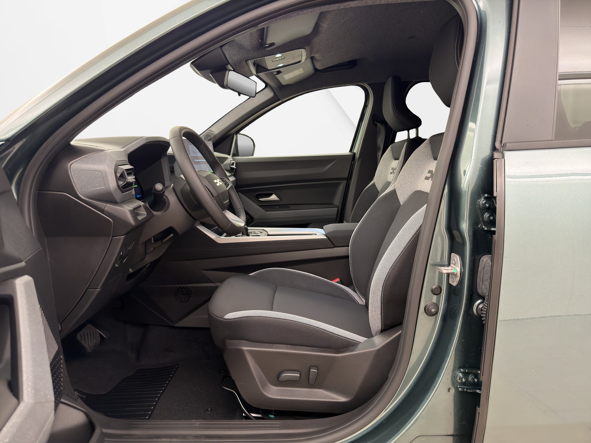 DACIA Bigster 1.8 Hybrid Journey-image-7