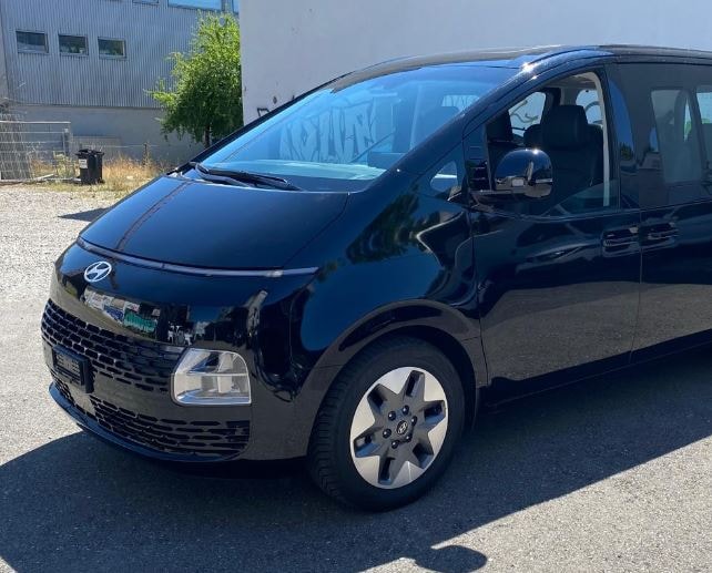 HYUNDAI Staria Premium 1.6 T-GDi HEV Vertex A *swiss*-image-0