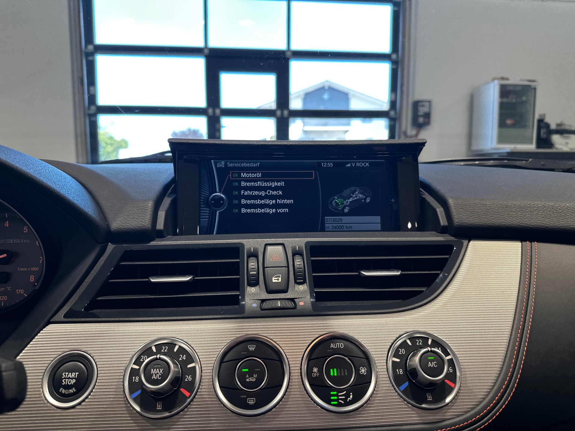 BMW Z4 sDrive35is DKG-image-23