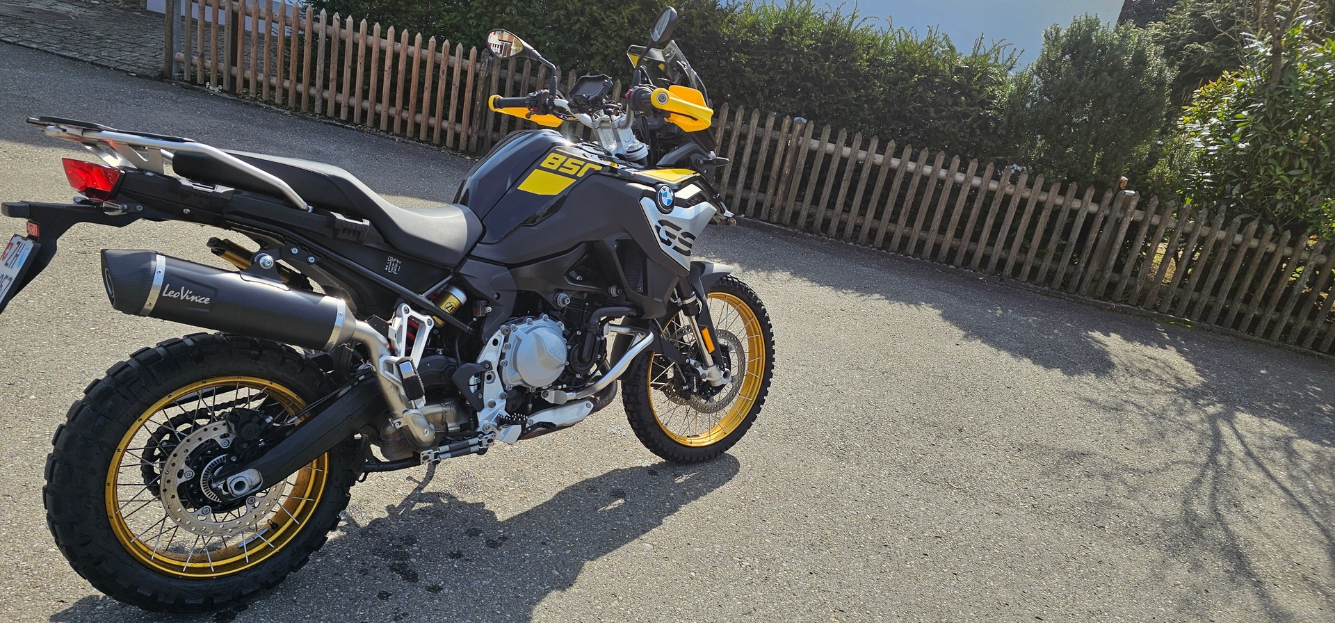 BMW F 850 GS-image-2