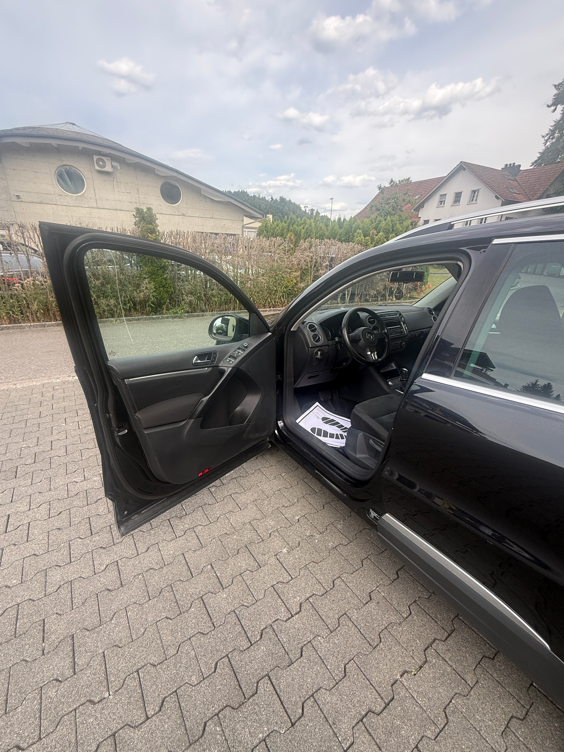 VW Tiguan 2.0 TSI Sport&Style 4Motion DSG-image-19