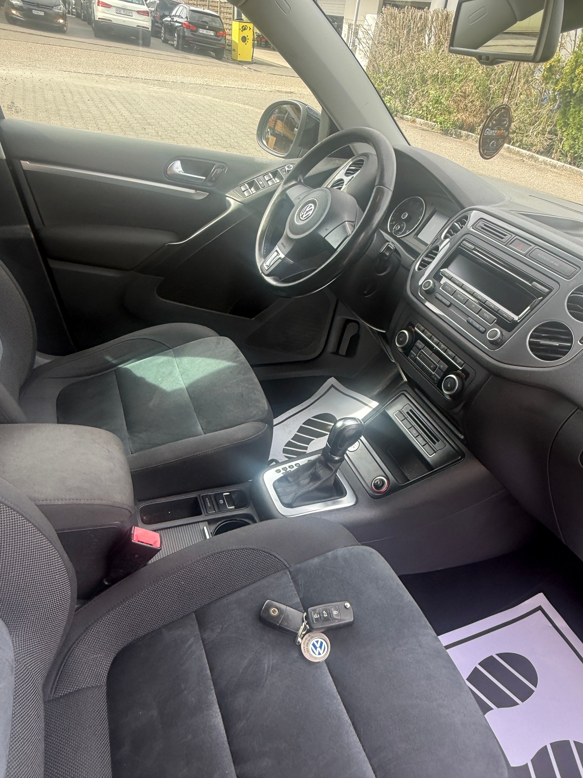 VW Tiguan 2.0 TSI Sport&Style 4Motion DSG-image-10