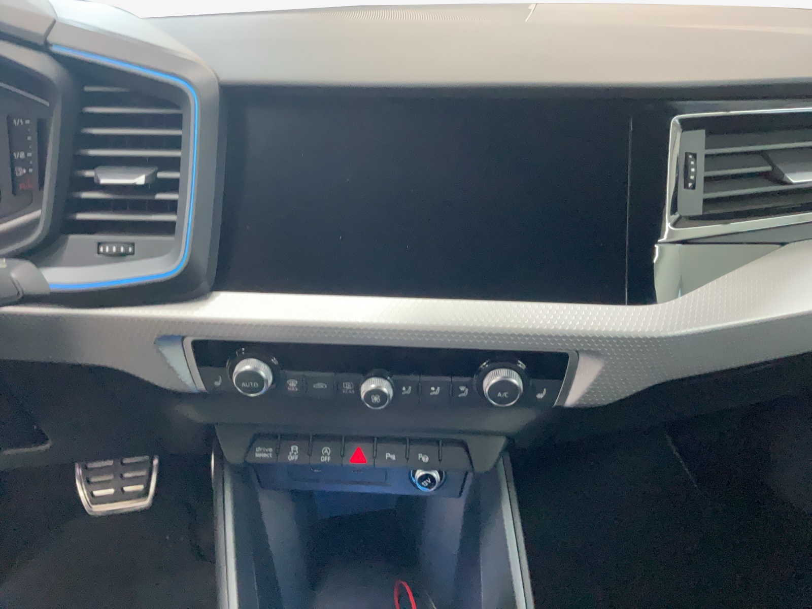 AUDI A1 Sportback 30 TFSI Attraction S-tronic-image-10