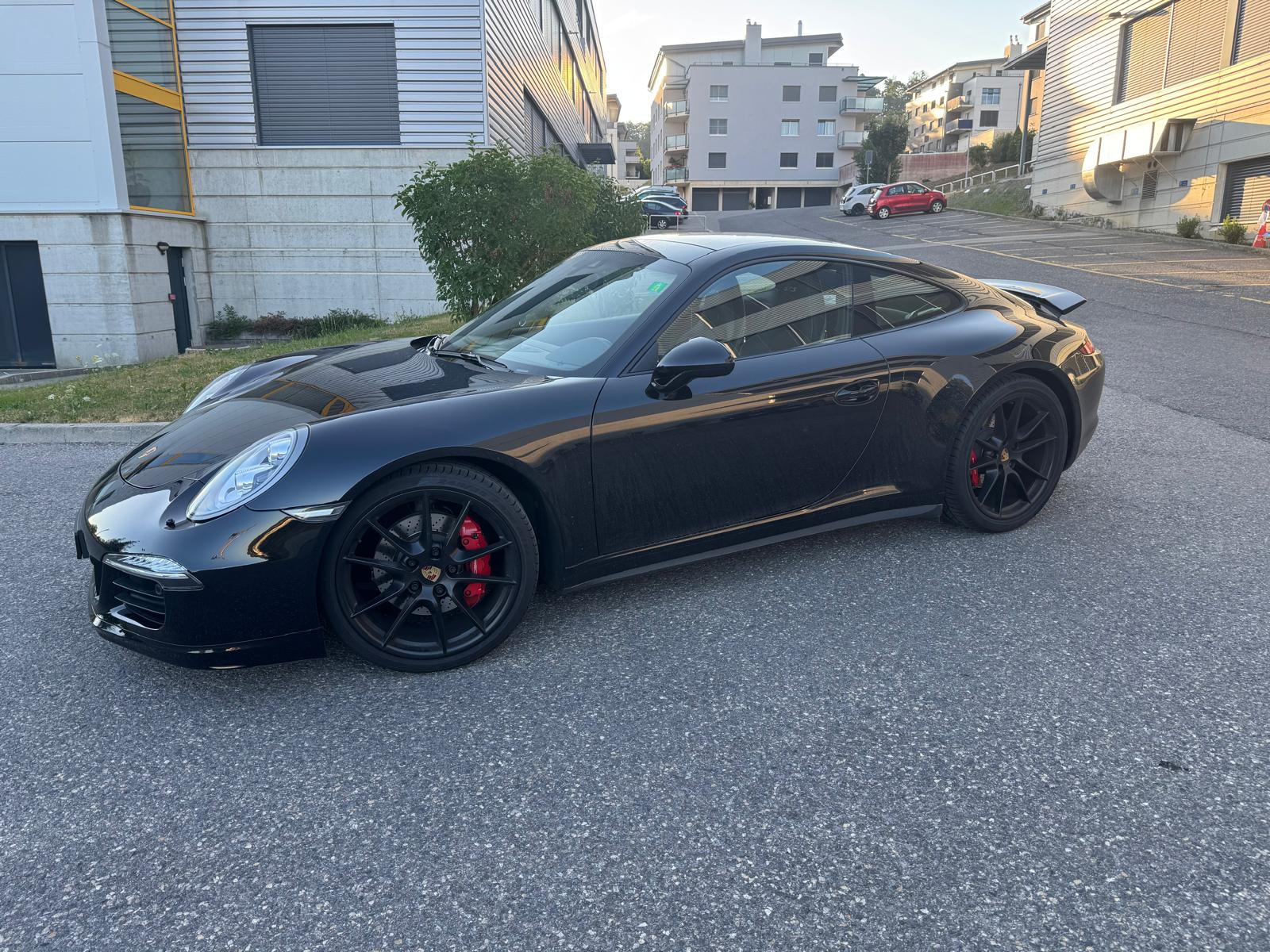 PORSCHE 3.8 Carrera 4 GTS PDK-image-2