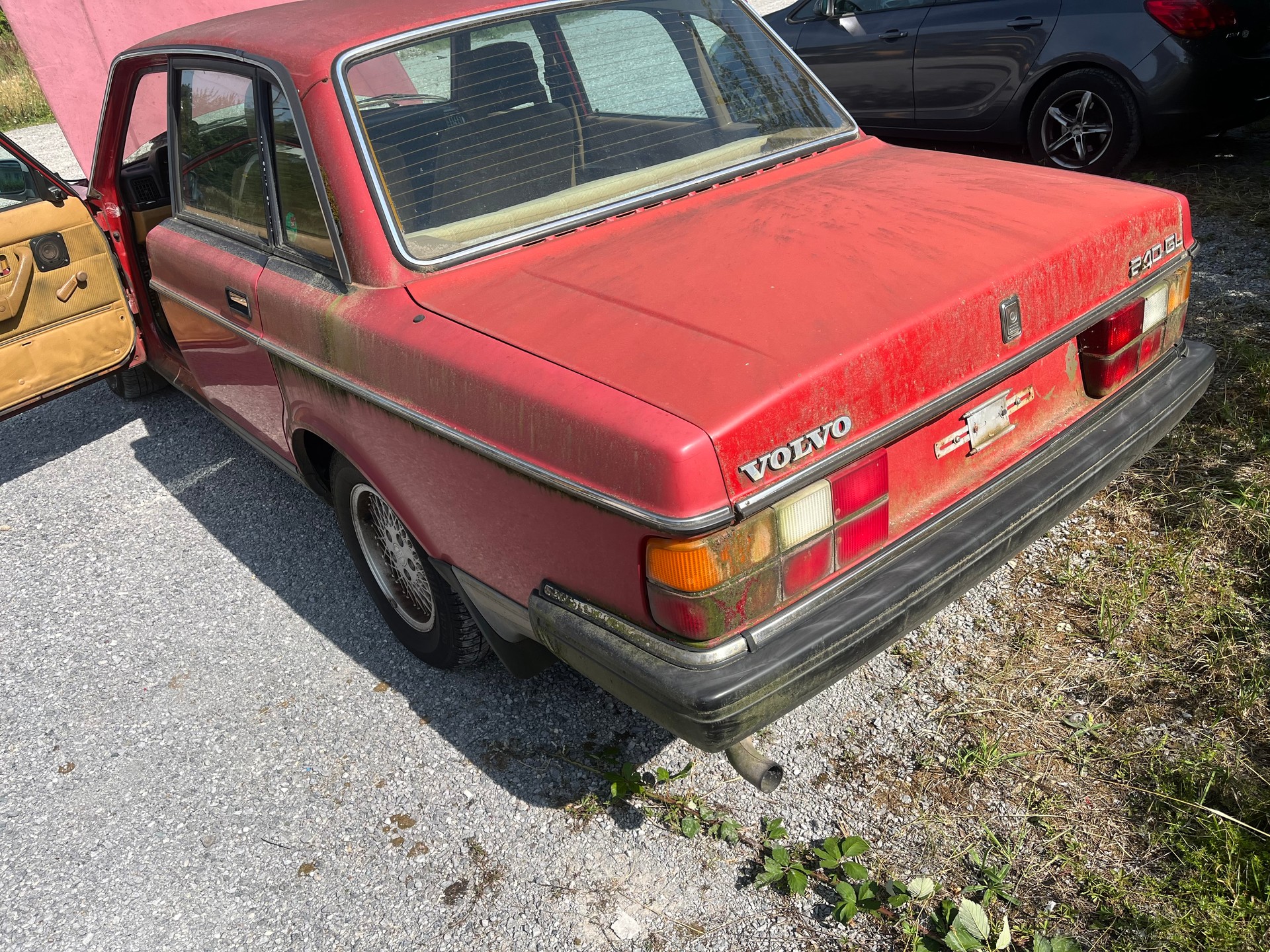 VOLVO 240 2.3 GLT (GL)-image-2