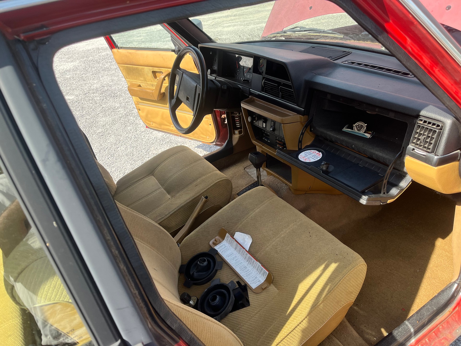 VOLVO 240 2.3 GLT (GL)-image-11