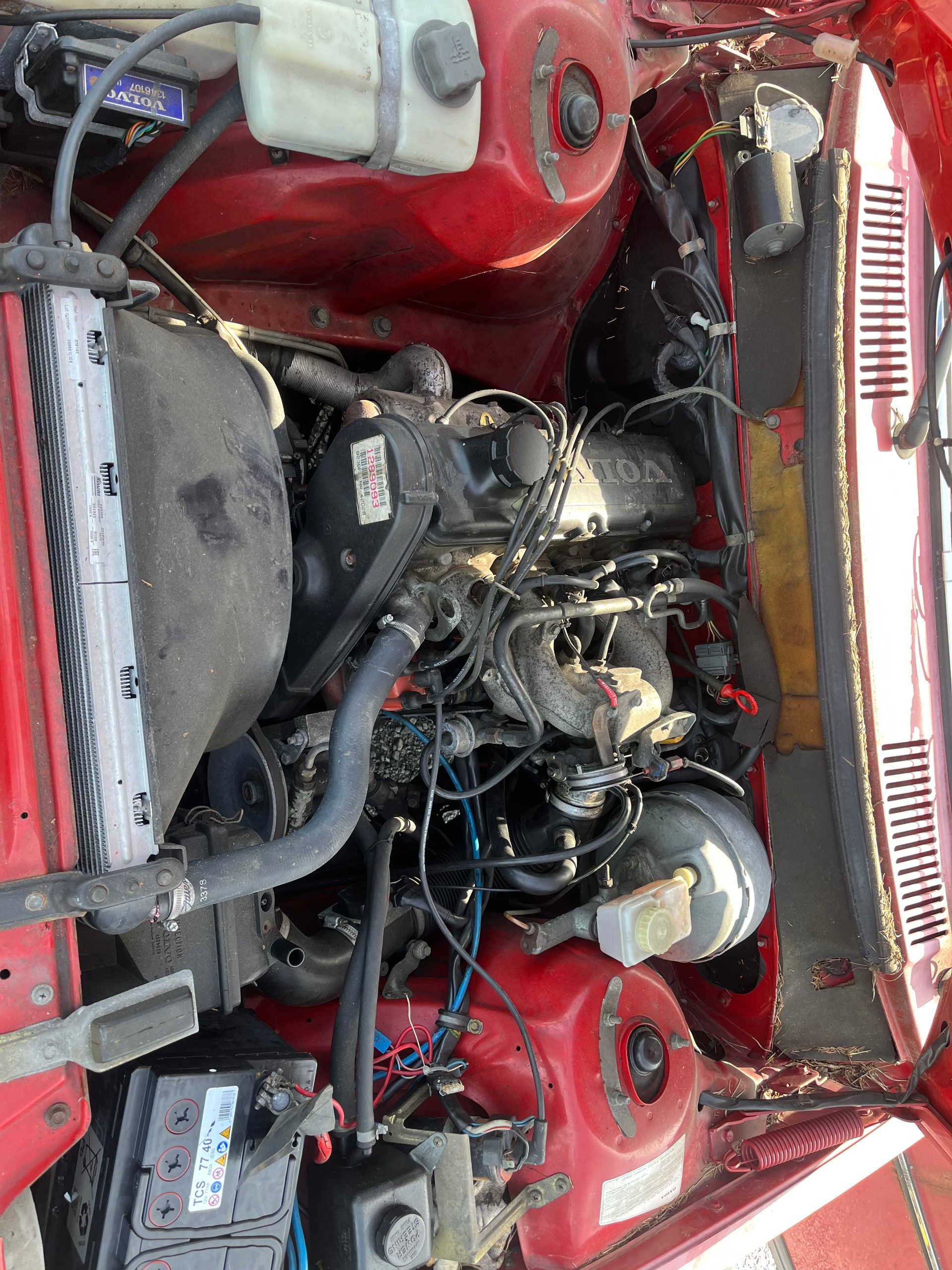 VOLVO 240 2.3 GLT (GL)-image-7