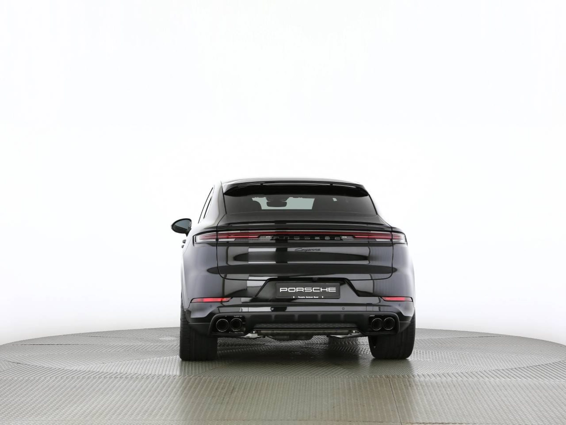 PORSCHE Cayenne E-Hybrid Coupé Black Edition-image-15