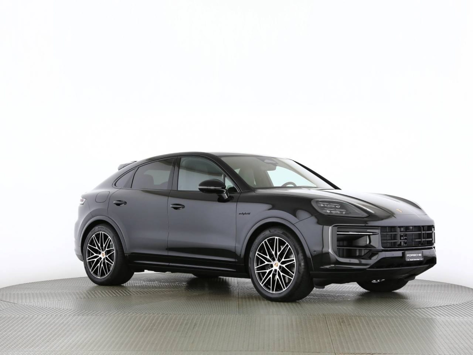 PORSCHE Cayenne E-Hybrid Coupé Black Edition-image-25