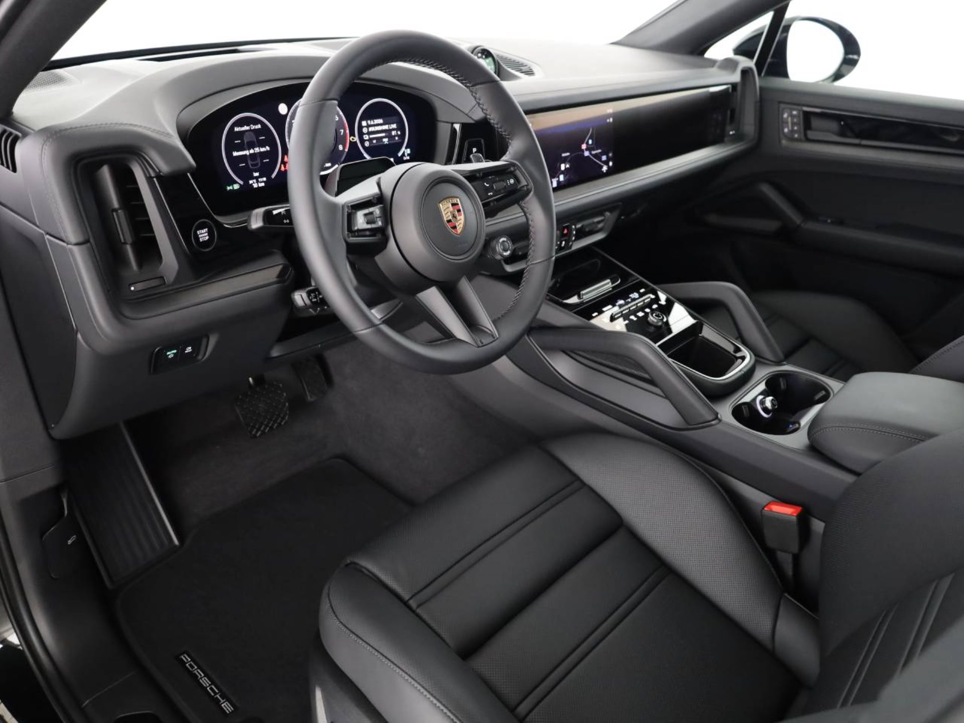PORSCHE Cayenne E-Hybrid Coupé Black Edition-showroom-element-3