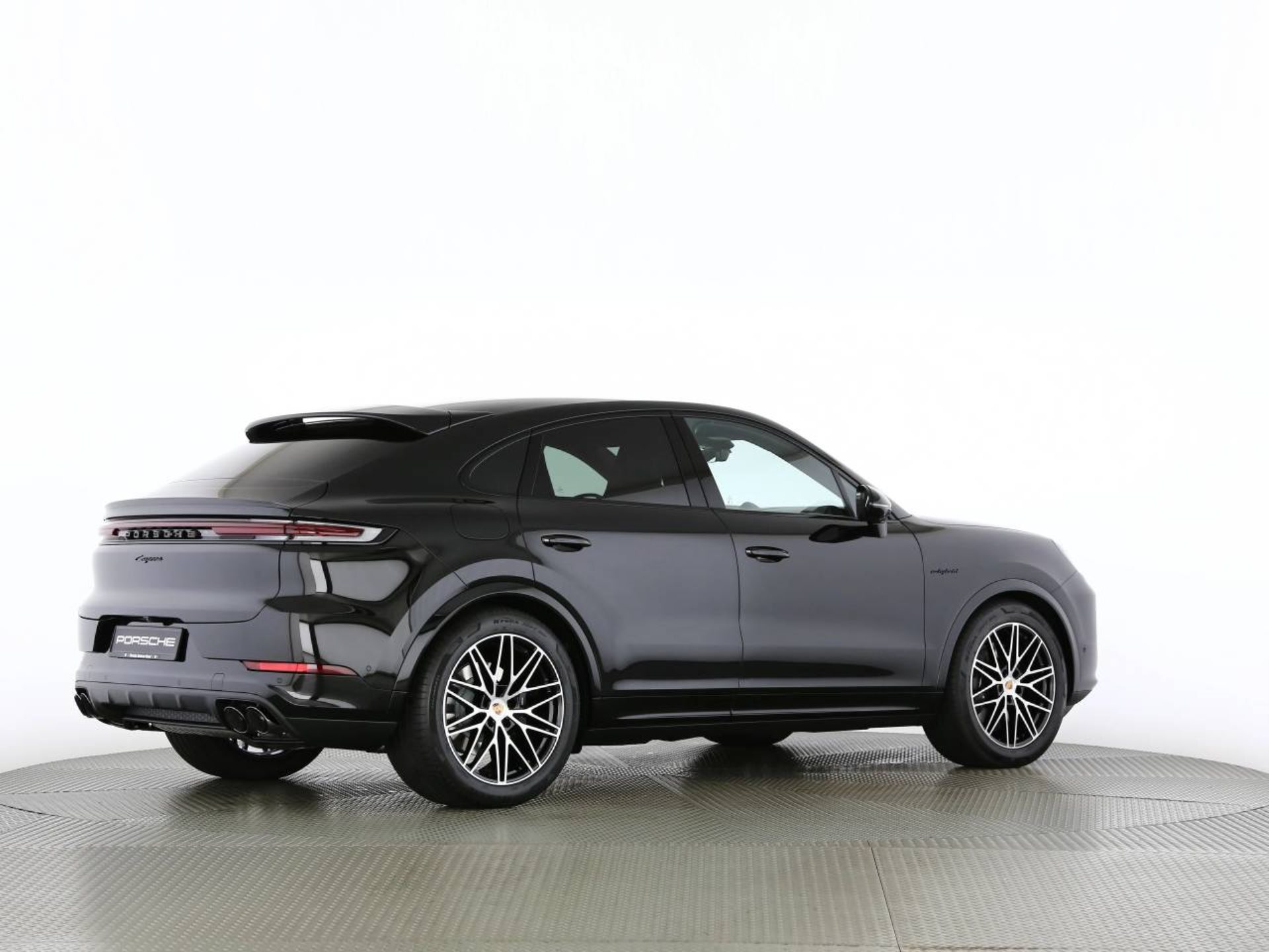 PORSCHE Cayenne E-Hybrid Coupé Black Edition-image-19