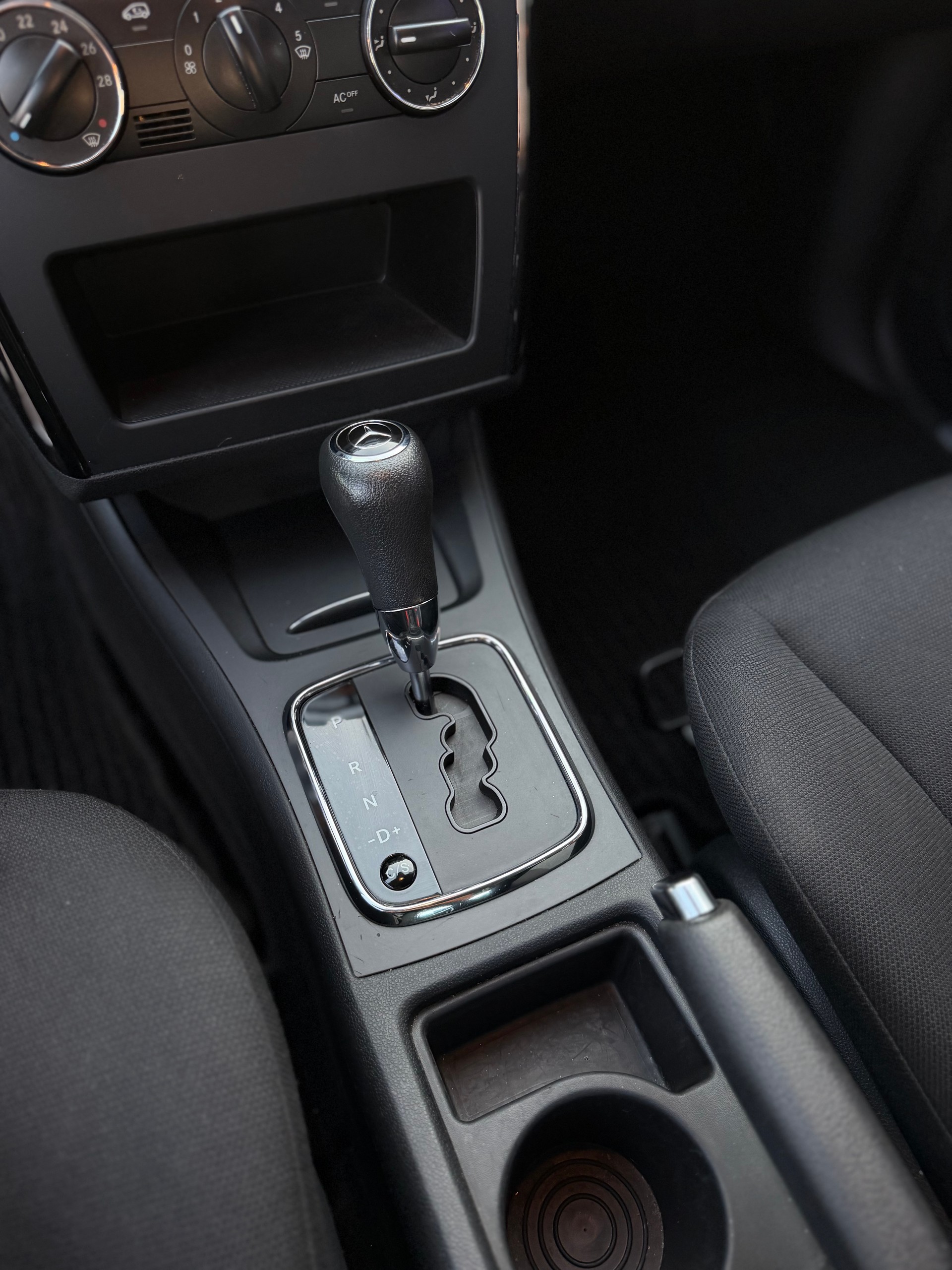 MERCEDES-BENZ A 170 Classic-image-15