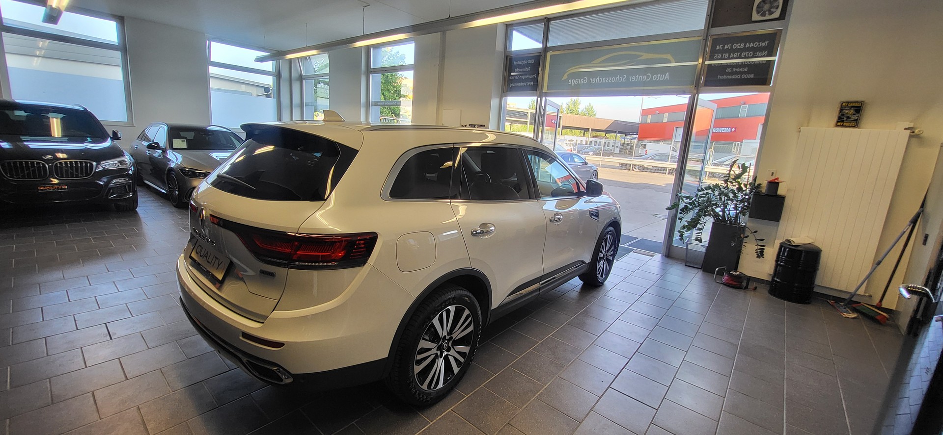 RENAULT Koleos 2.0 dCi Initiale Paris 4WD Xtronic CVT-image-9