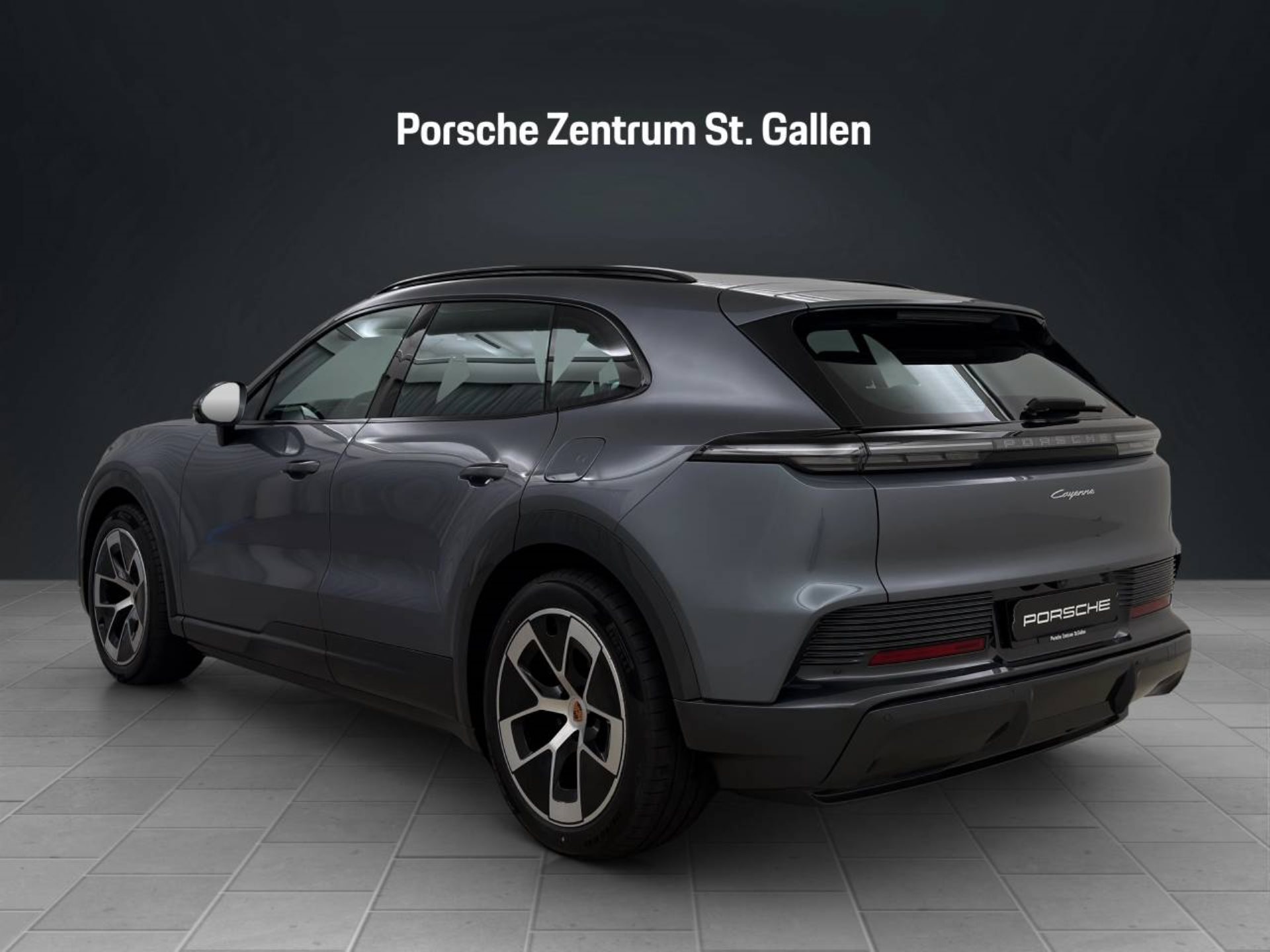 PORSCHE Cayenne Electric-image-2