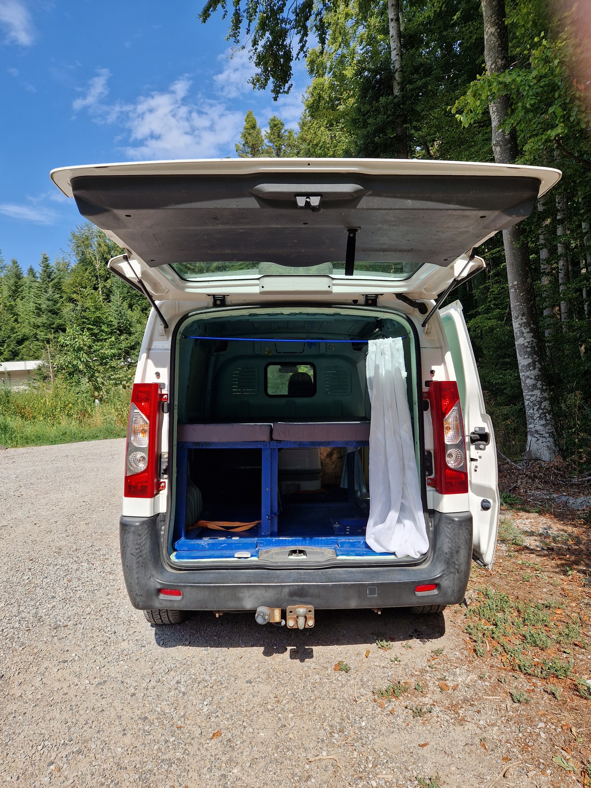 PEUGEOT 2.0 HDI 229 L1H1 - INKL. INNENAUSBAU & CAMPINGAUSRÜSTUNG!-image-4