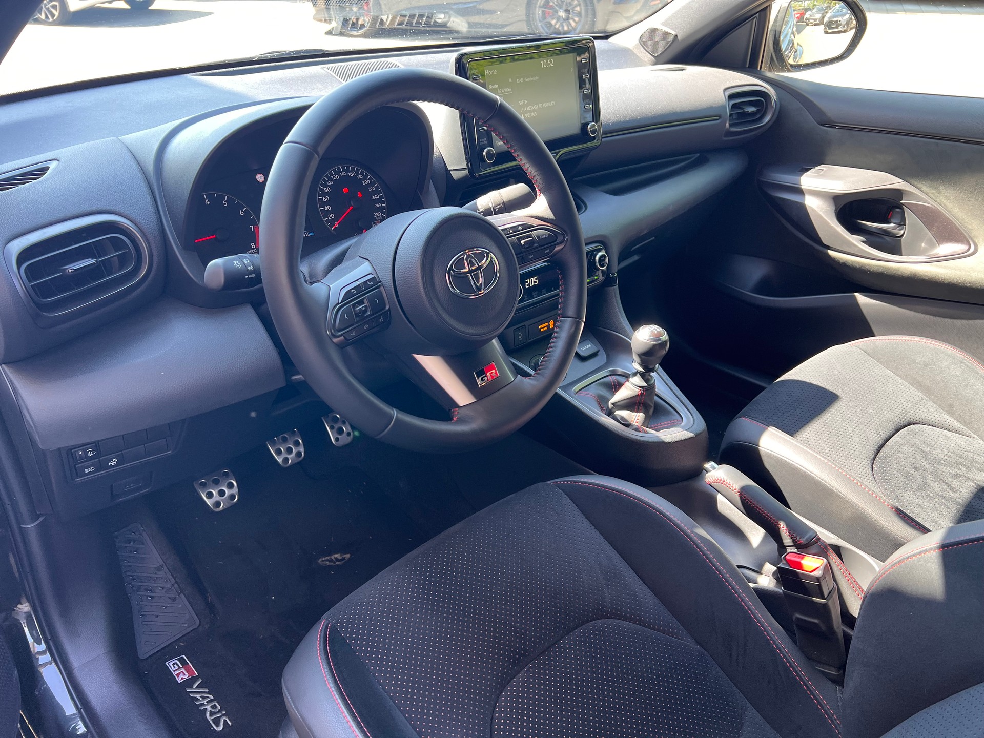 TOYOTA GR Yaris 1.6 Turbo Sport 4x4-image-7