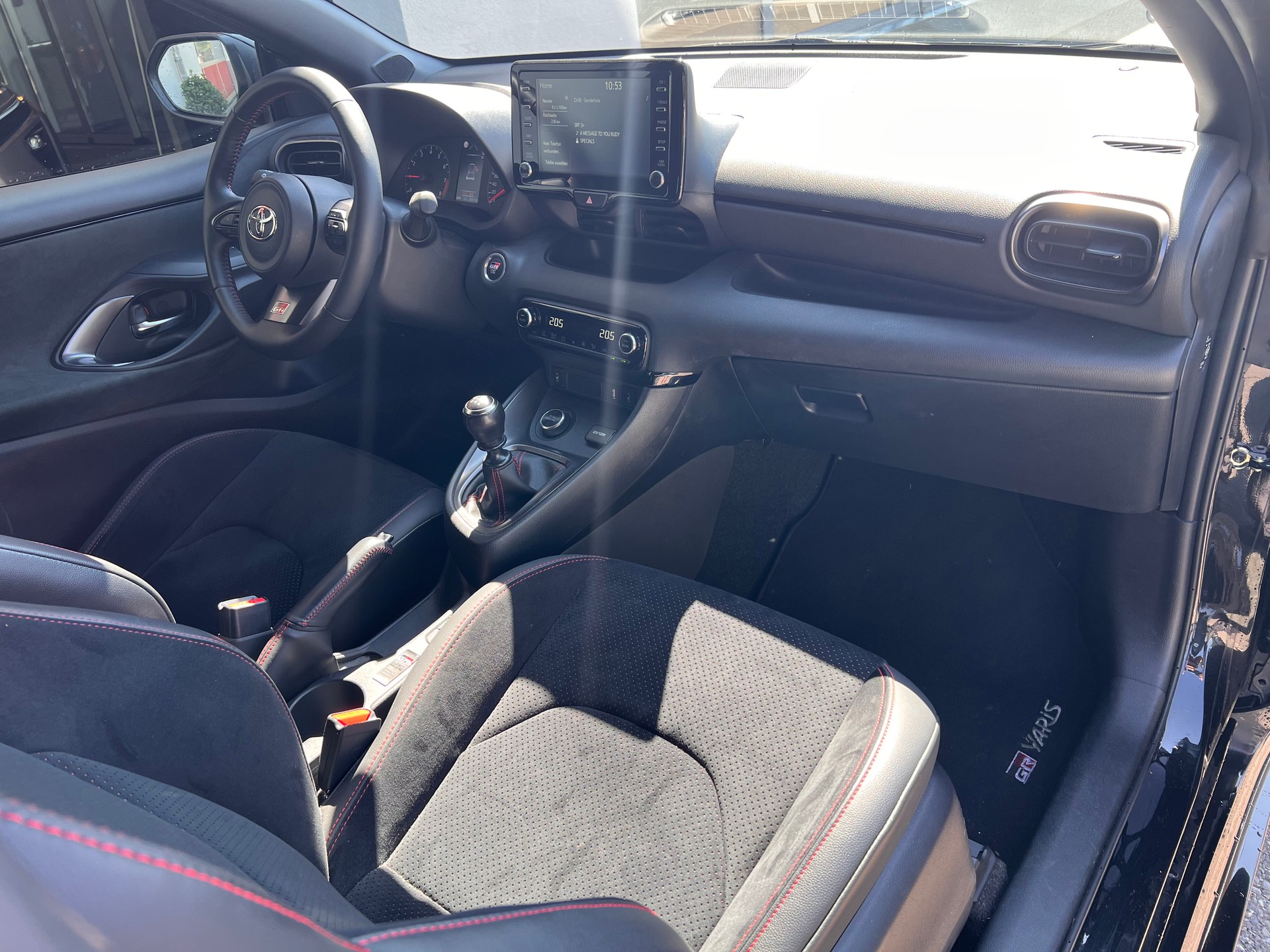 TOYOTA GR Yaris 1.6 Turbo Sport 4x4-image-11