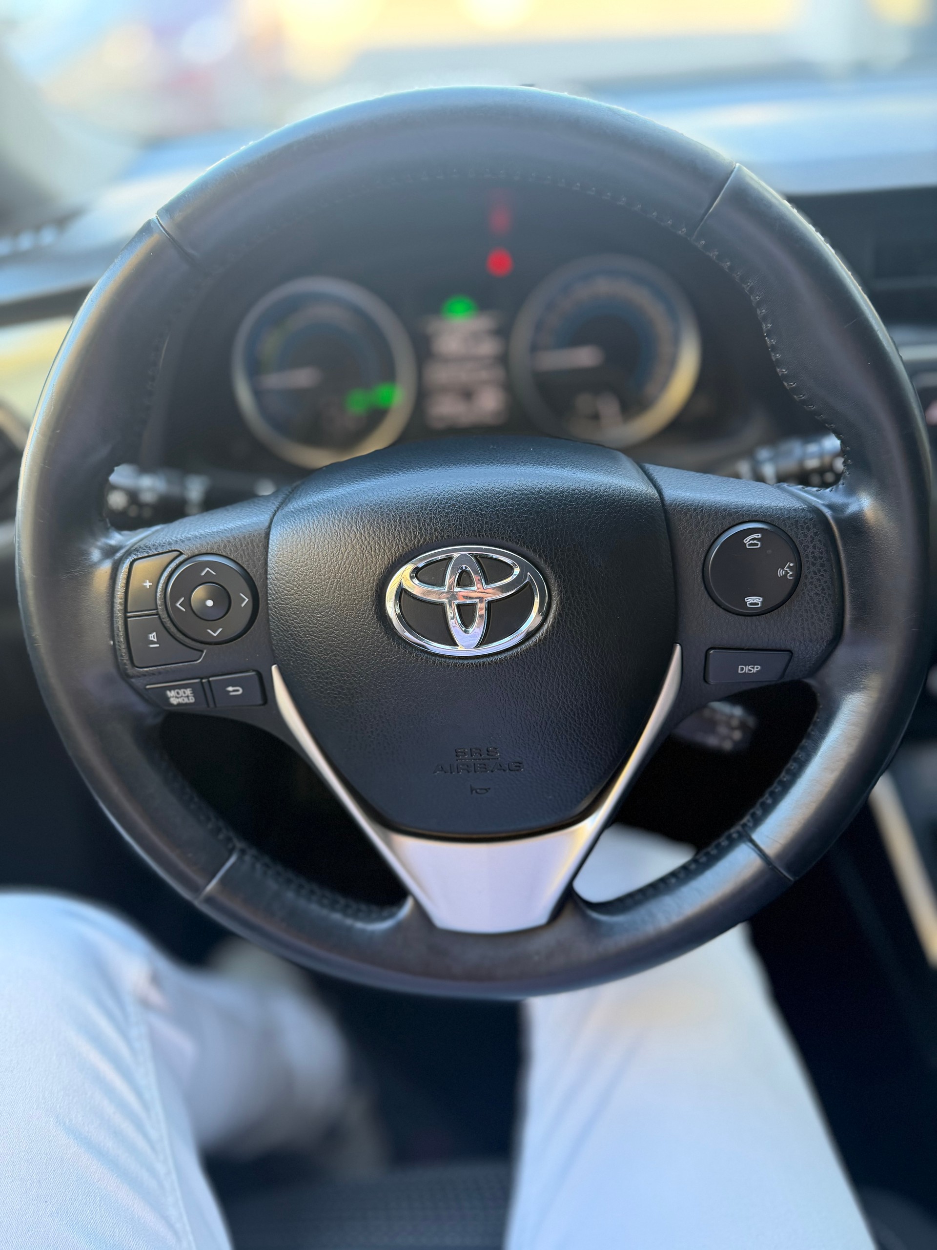 TOYOTA Auris 1.8 16V HSD Linea Luna-image-15