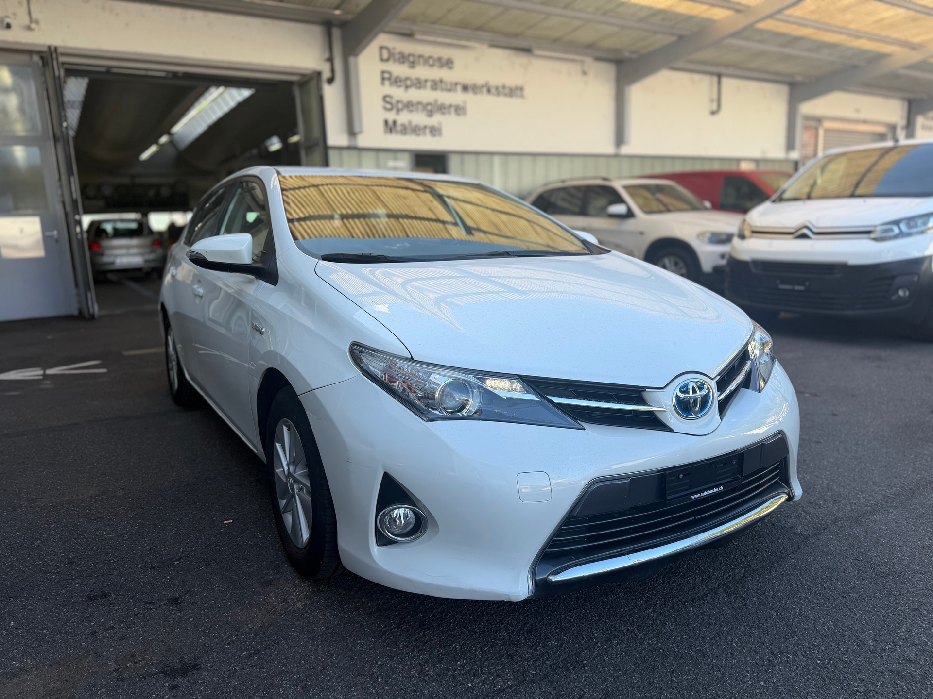 TOYOTA Auris 1.8 16V HSD Linea Luna-showroom-element-2