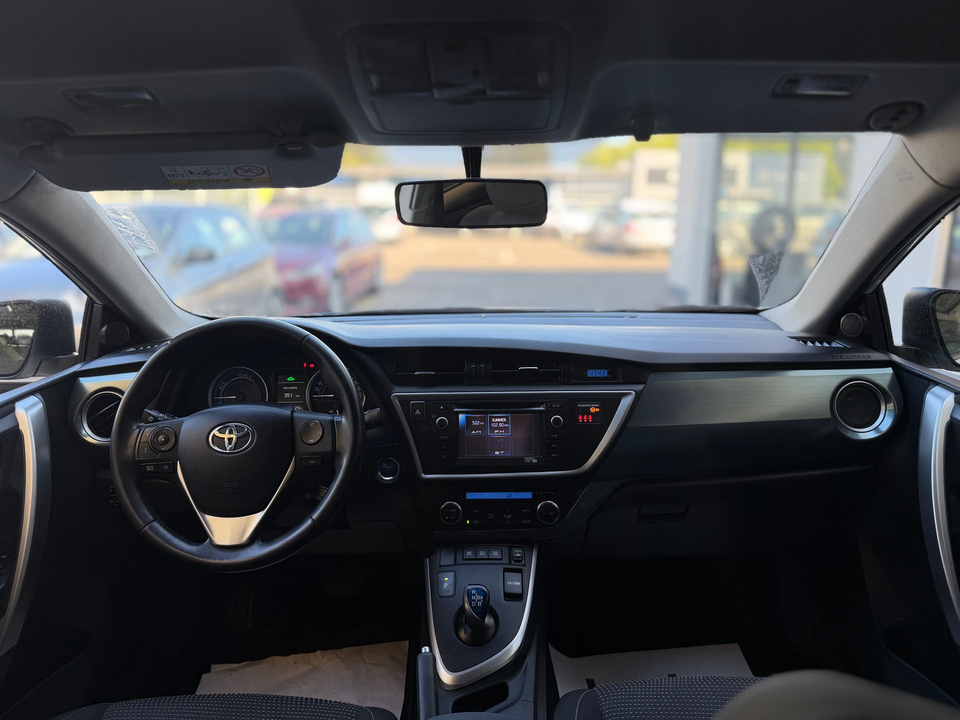 TOYOTA Auris 1.8 16V HSD Linea Luna-image-14