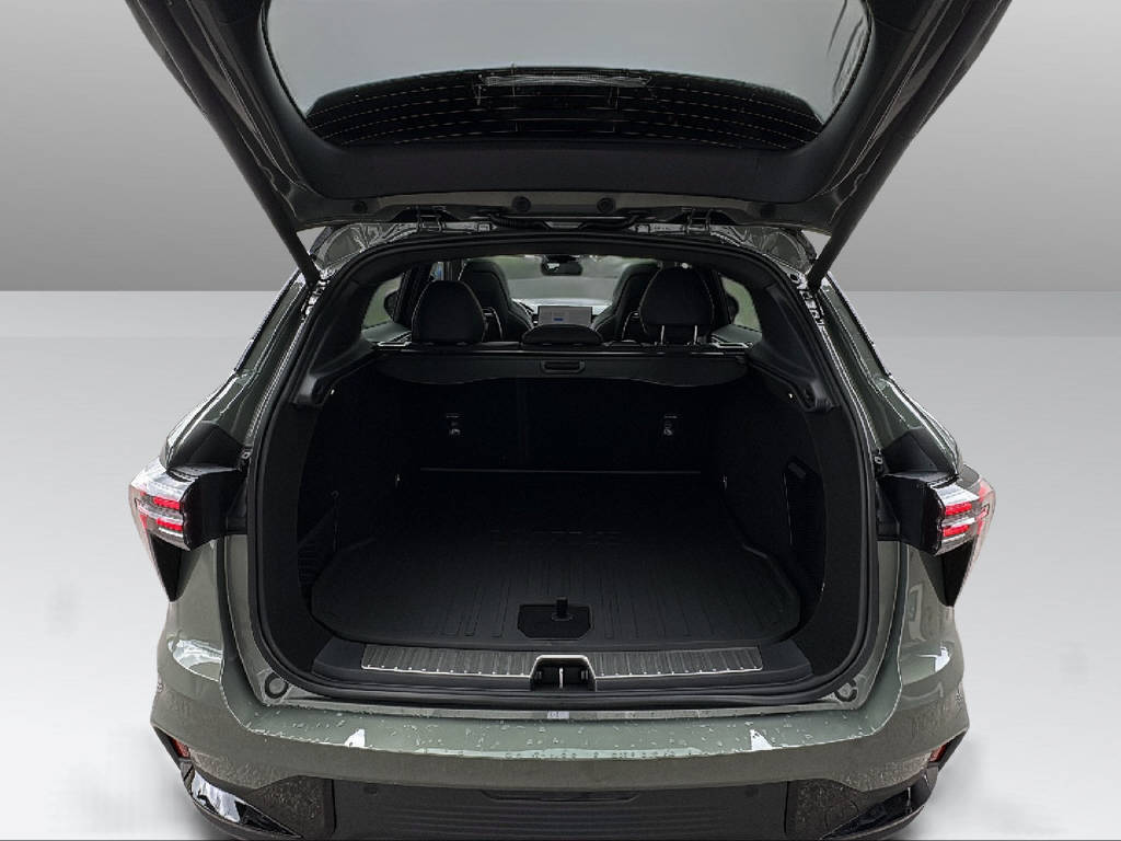 LYNK & CO 01 1.5 PHEV More-image-22
