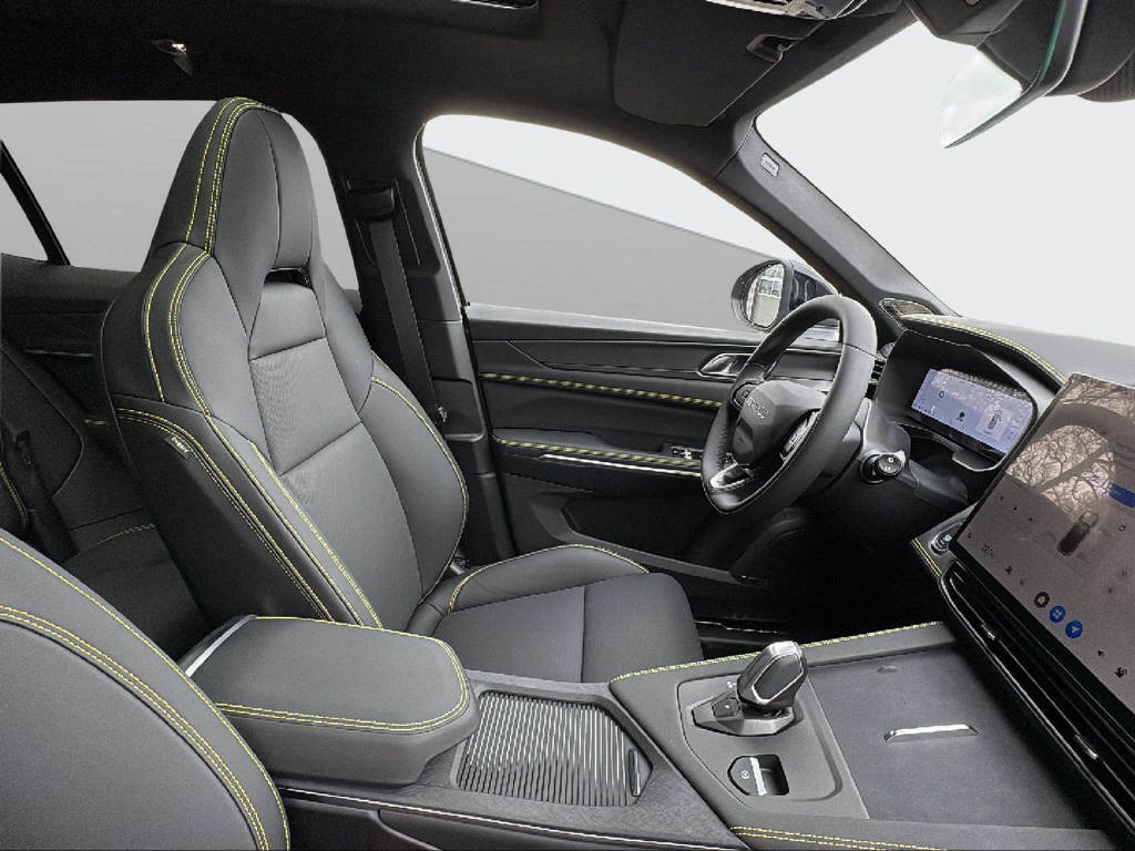 LYNK & CO 01 1.5 PHEV More-image-16