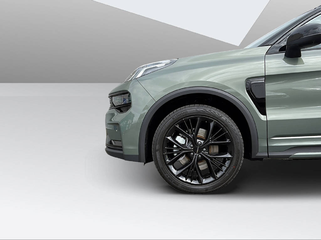 LYNK & CO 01 1.5 PHEV More-image-6