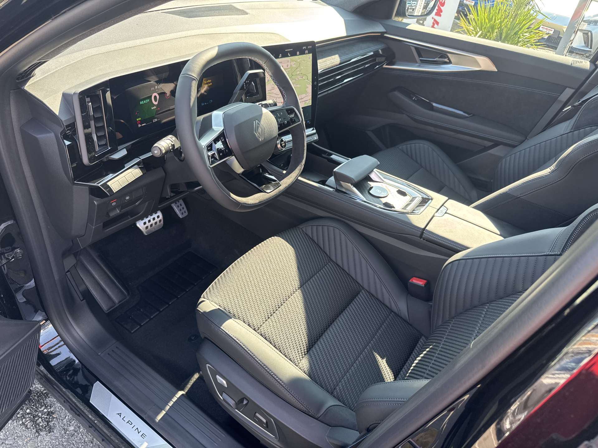 RENAULT Austral 1.2 HEV 200 Esprit Alpine Automat-image-5