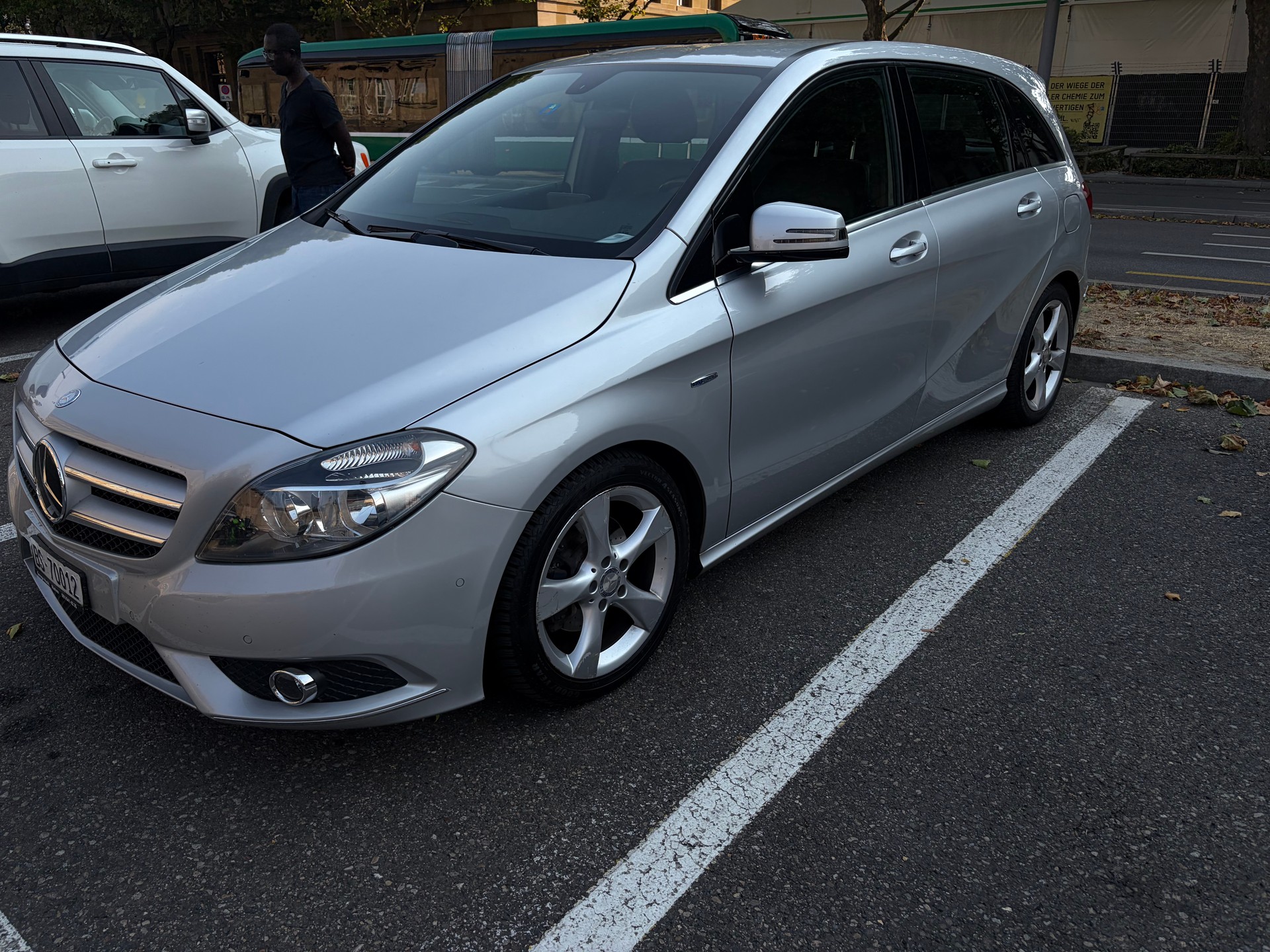 MERCEDES-BENZ B 180 (170) BlueEfficiency-image-0