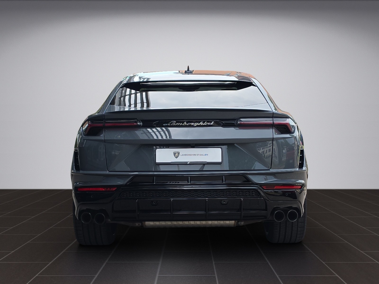 LAMBORGHINI Urus S-image-3