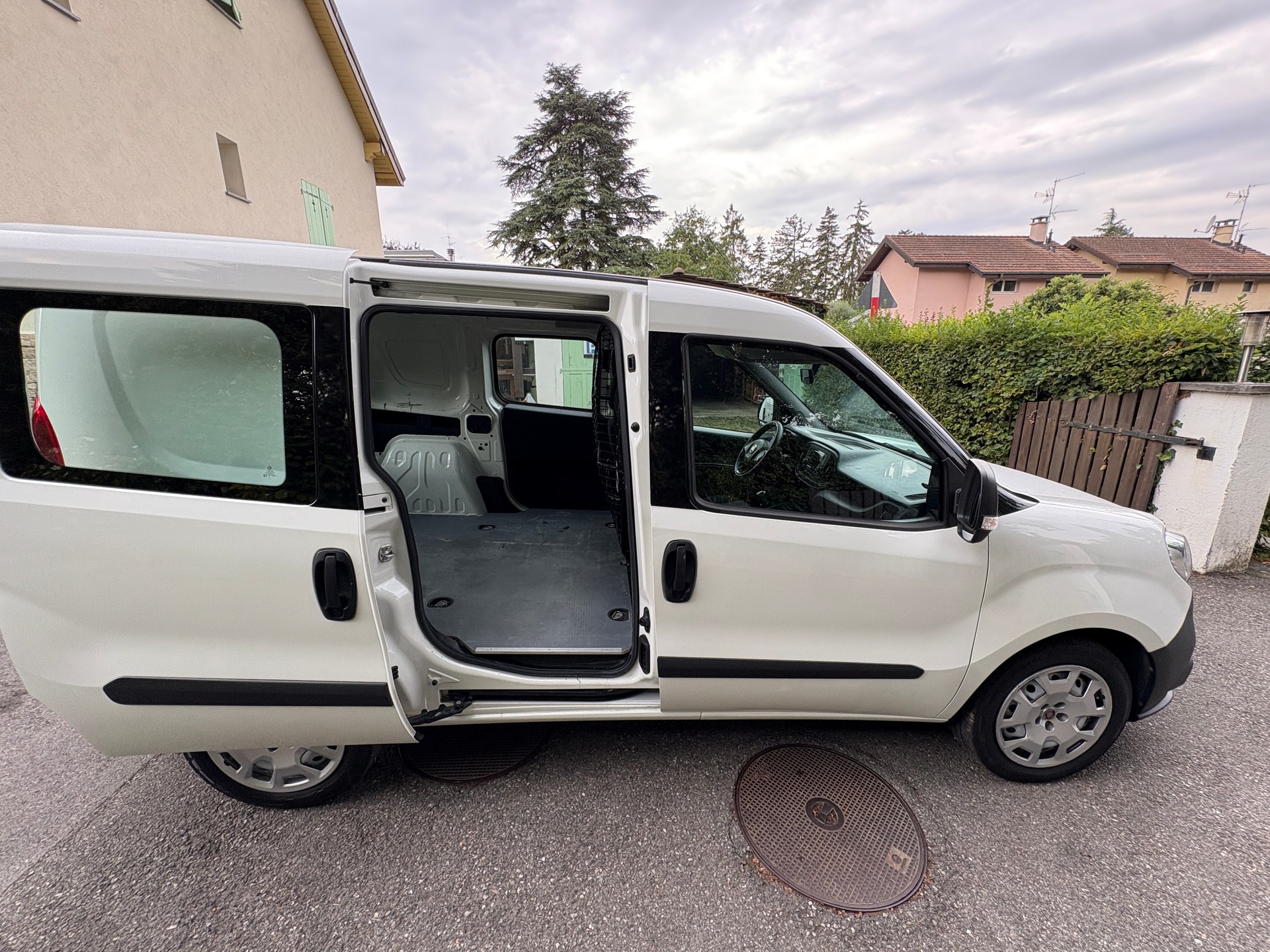 FIAT 1.4 16V Natural Power Swiss-image-5