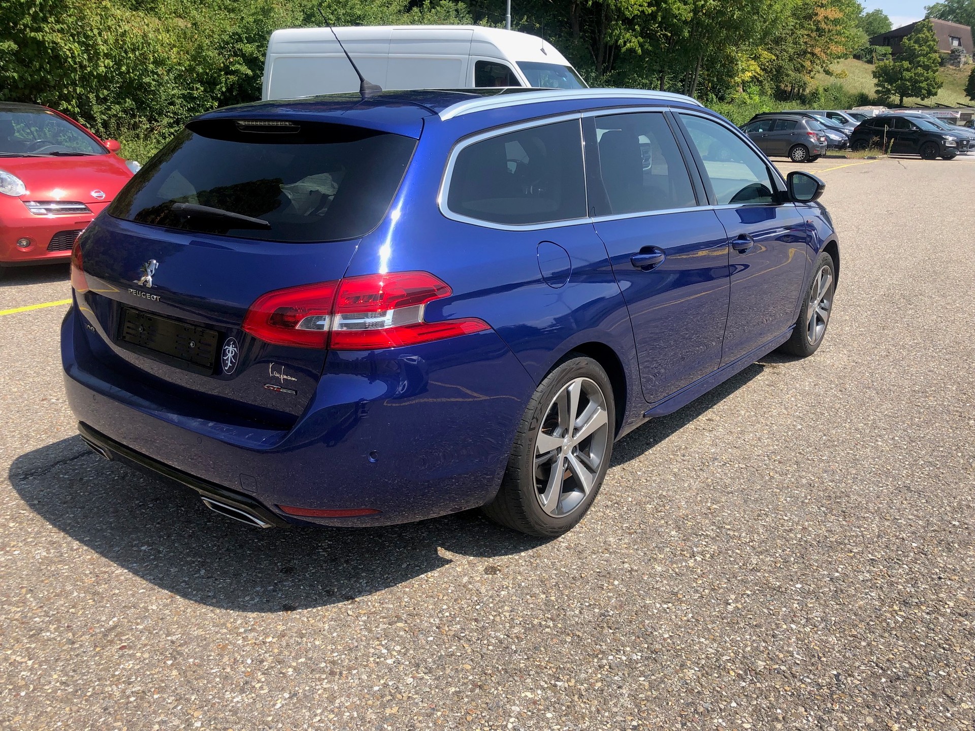 PEUGEOT 308 SW 1.2 THP GT Line Automatic-image-2