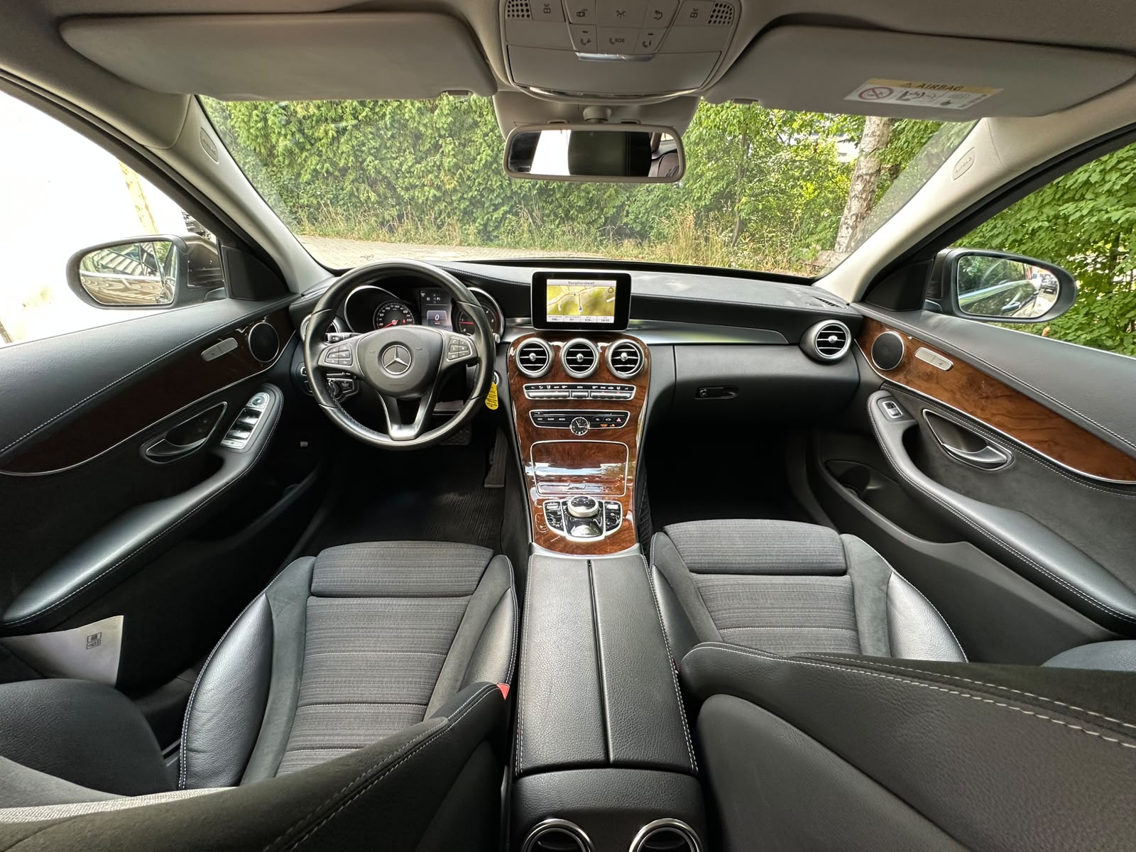 MERCEDES-BENZ C 220 BlueTEC Swiss Star AMG Line 7G-Tronic-image-18