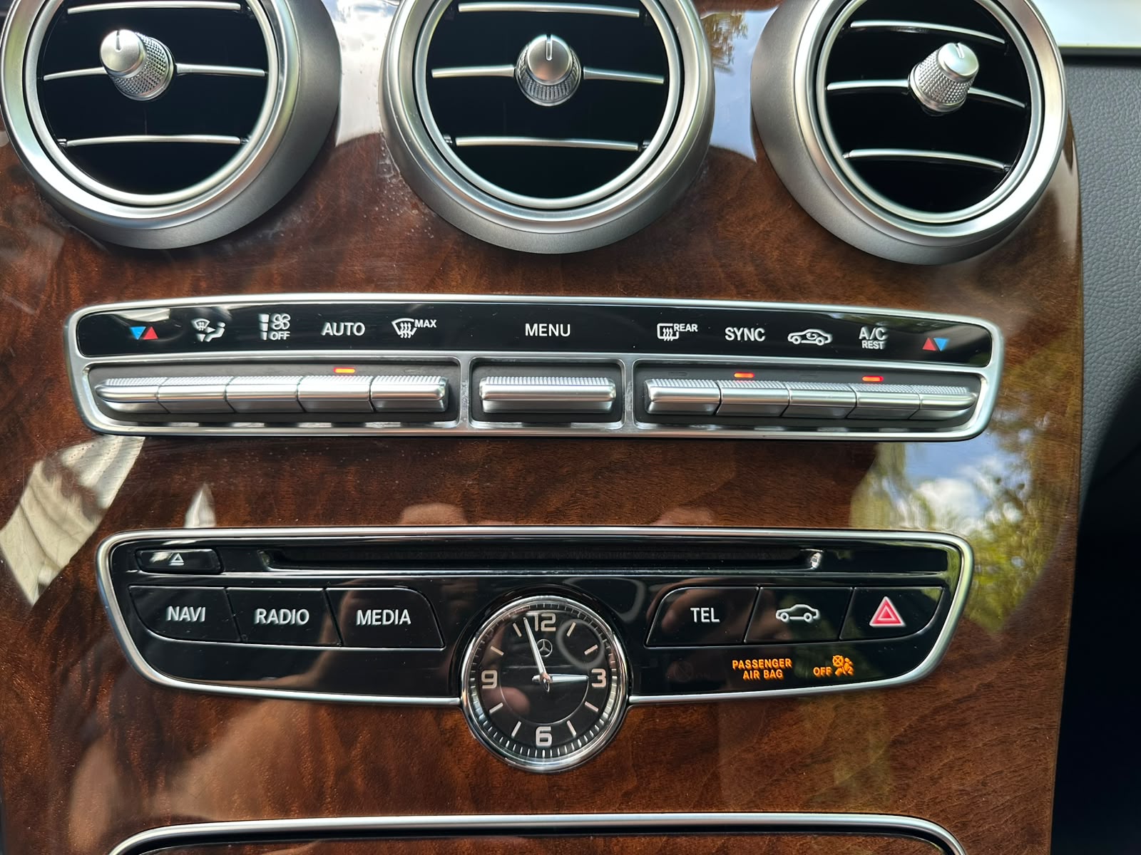 MERCEDES-BENZ C 220 BlueTEC Swiss Star AMG Line 7G-Tronic-image-21