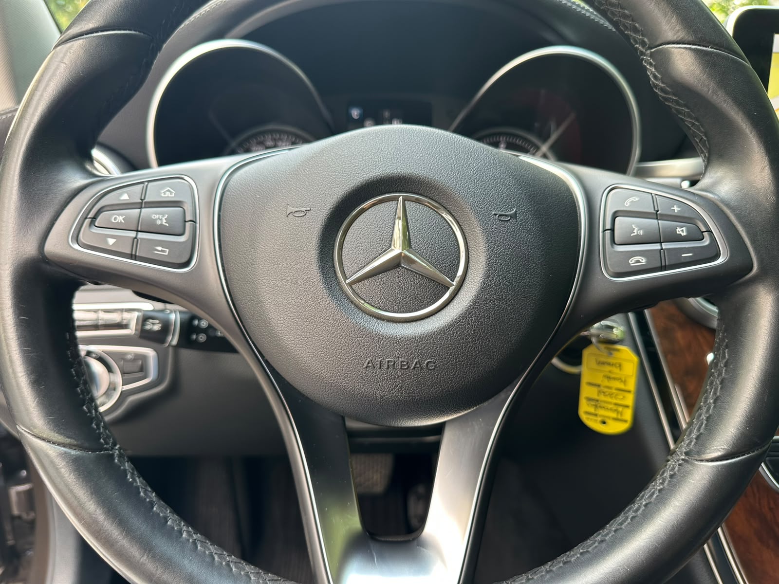 MERCEDES-BENZ C 220 BlueTEC Swiss Star AMG Line 7G-Tronic-image-22