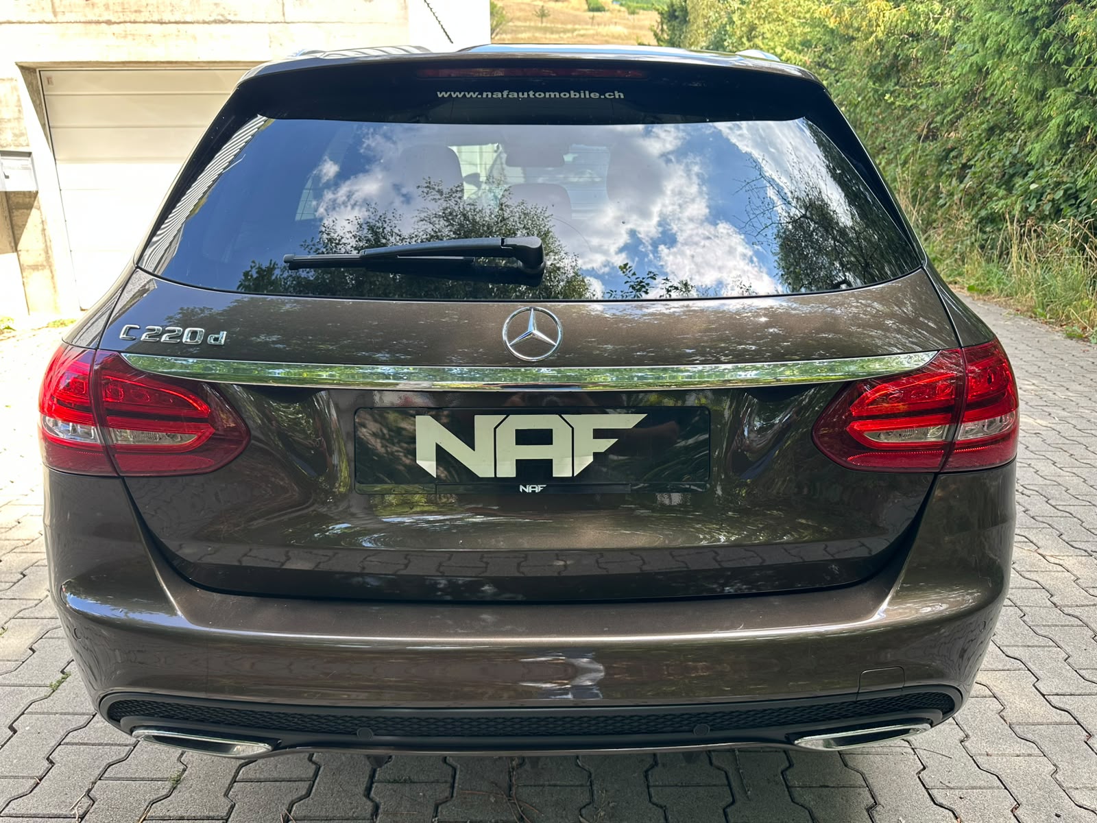 MERCEDES-BENZ C 220 BlueTEC Swiss Star AMG Line 7G-Tronic-image-3