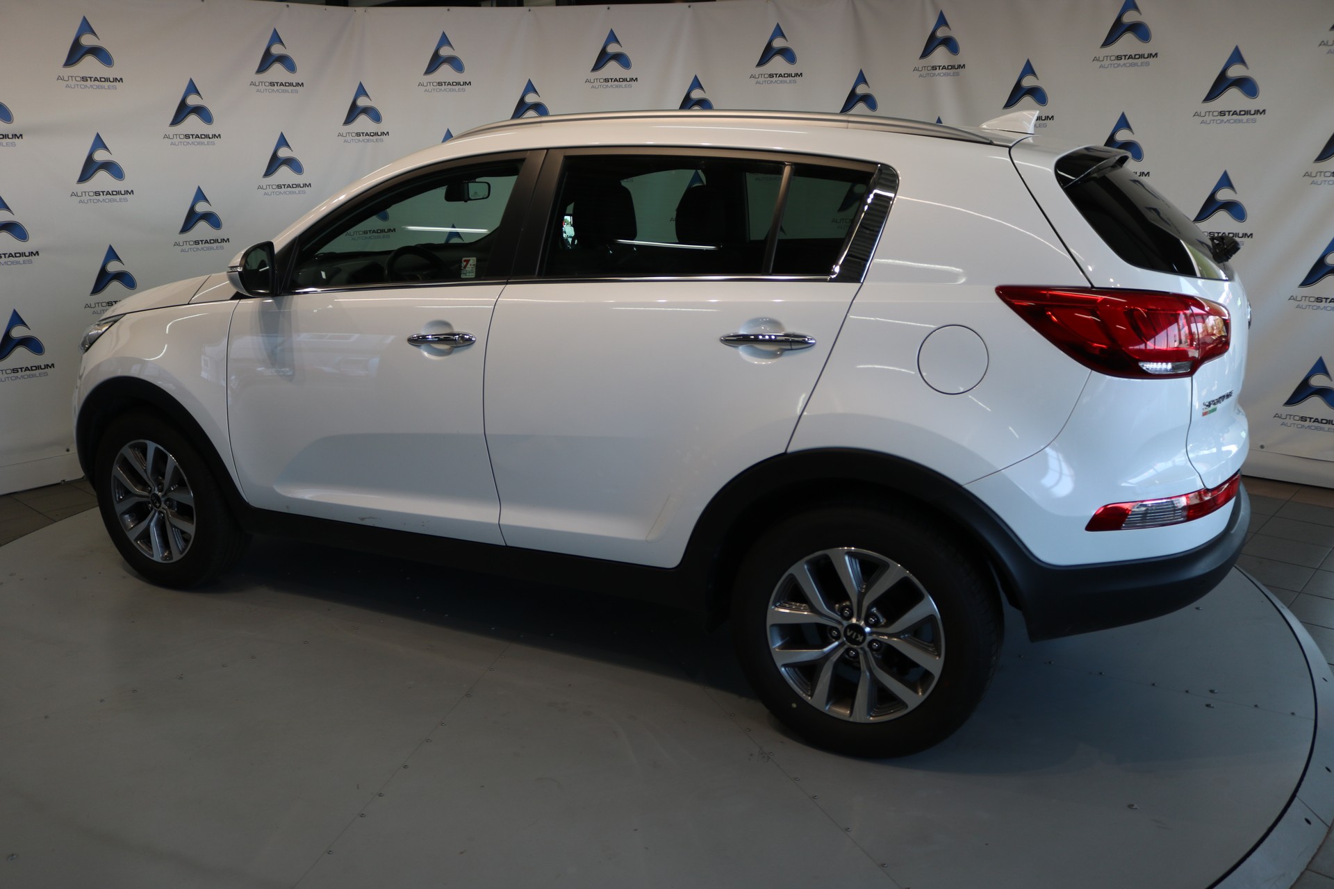 KIA Sportage 1.6 GDi Swiss Eco Edition 2WD-image-16