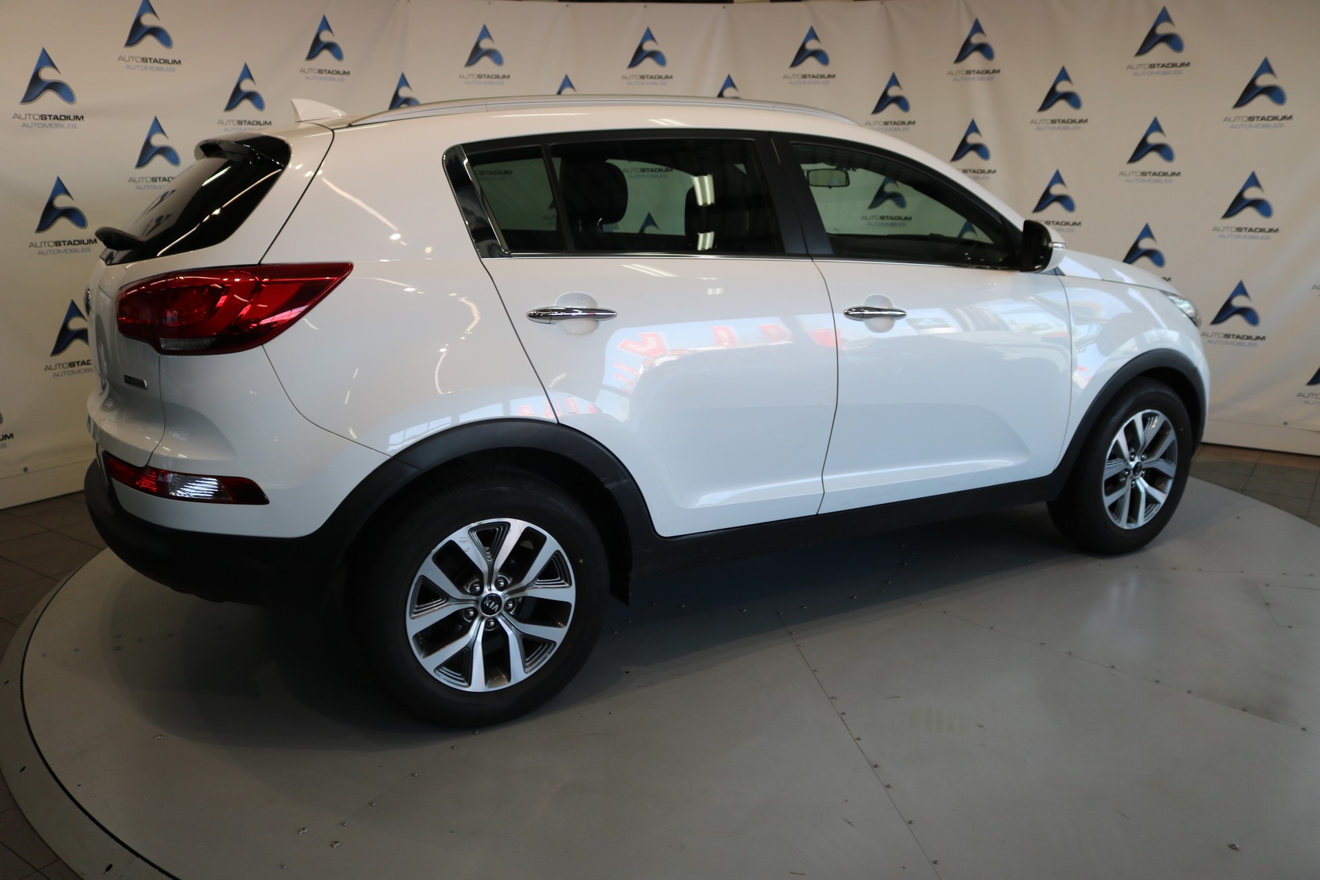 KIA Sportage 1.6 GDi Swiss Eco Edition 2WD-image-22