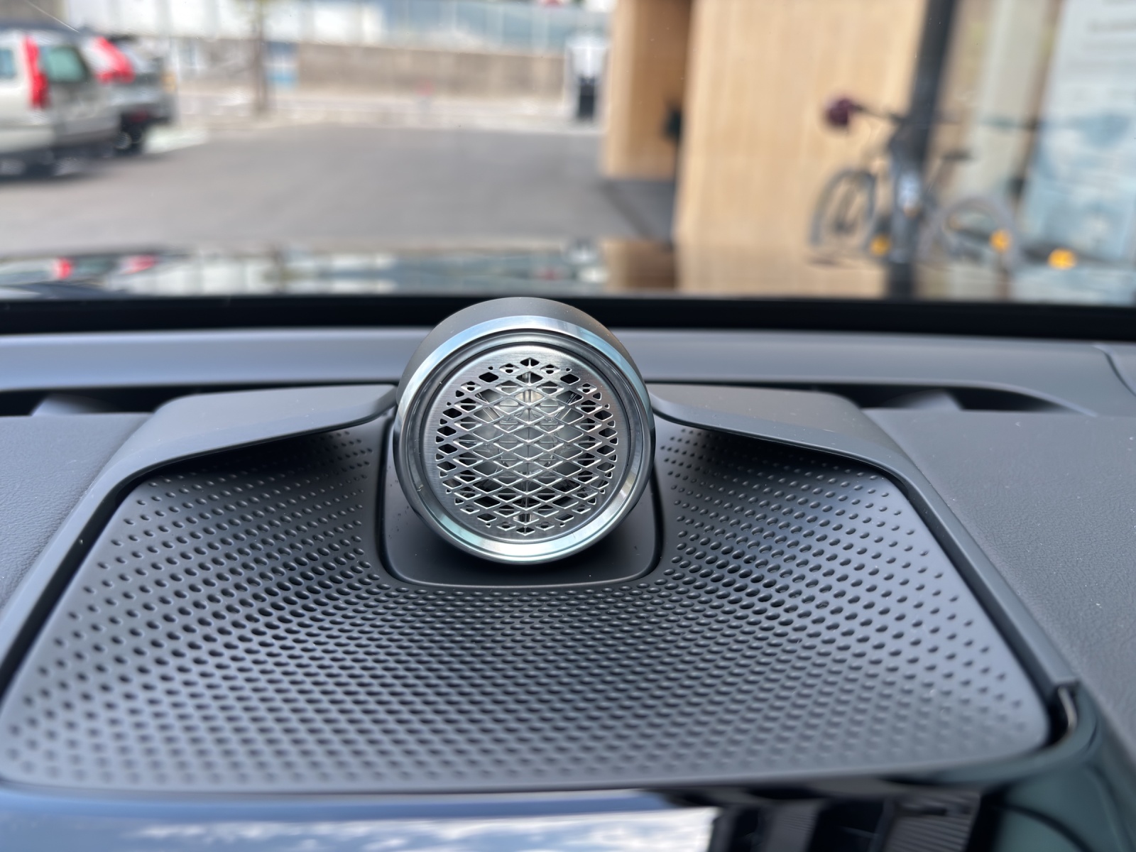 VOLVO EX90 Twin Performance Ultra AWD-image-8