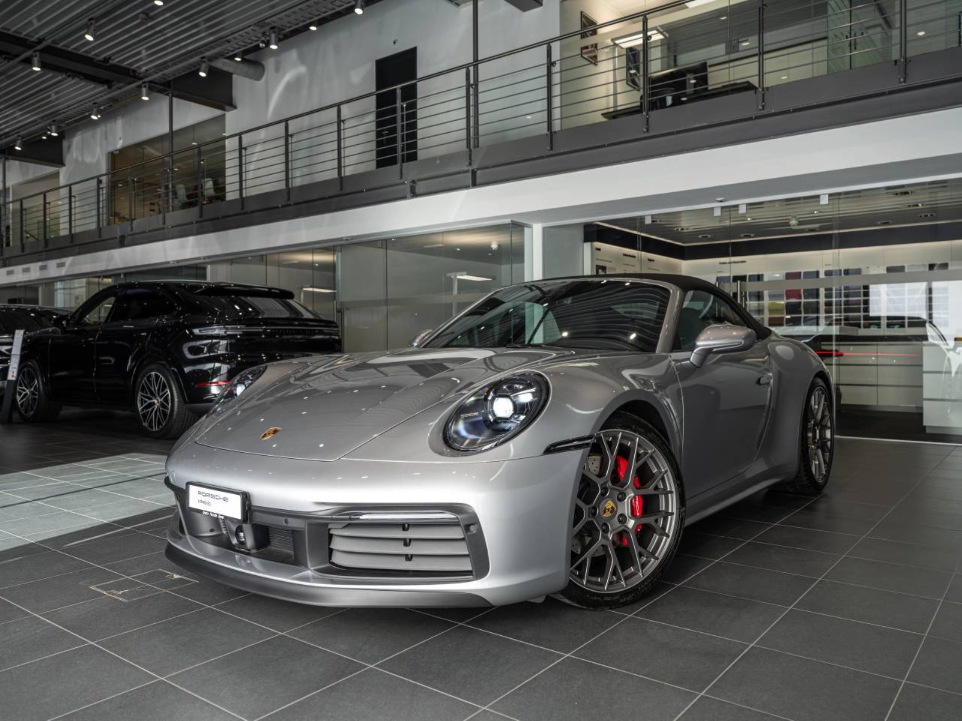PORSCHE 911 Carrera S Cabriolet-image-14