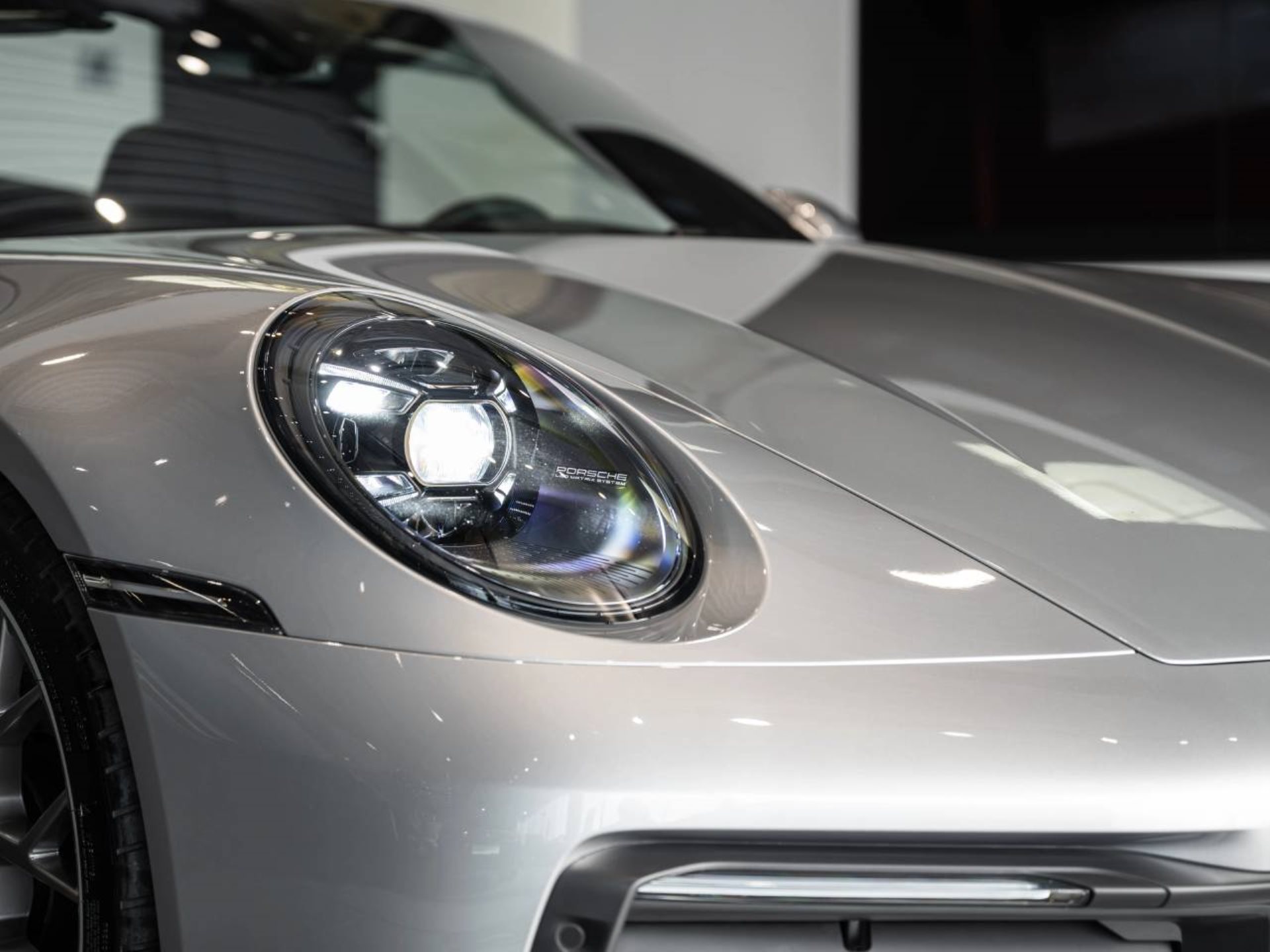 PORSCHE 911 Carrera S Cabriolet-image-30