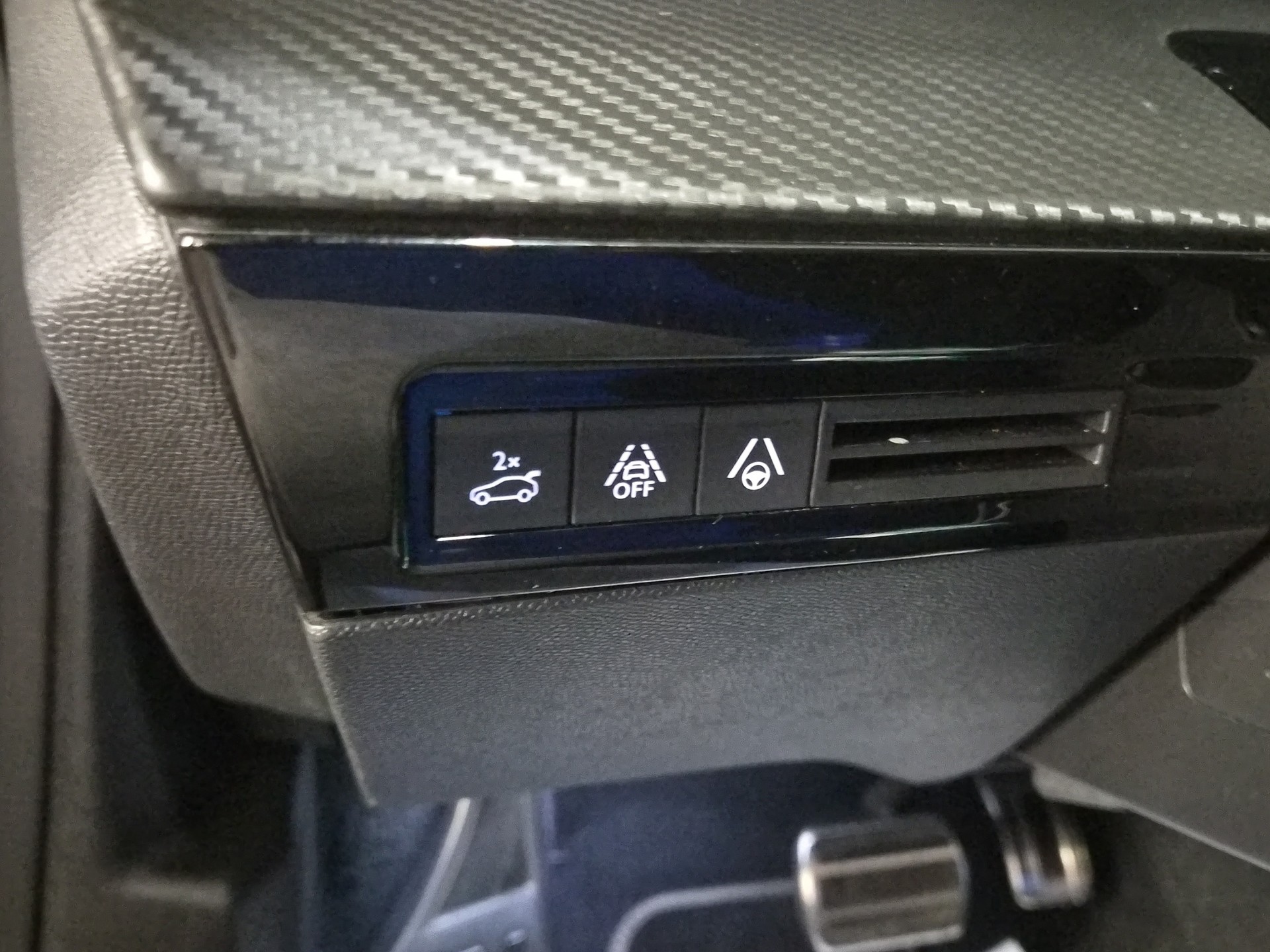 PEUGEOT 508 SW 1.5 Blue HDi GT EAT8-image-10